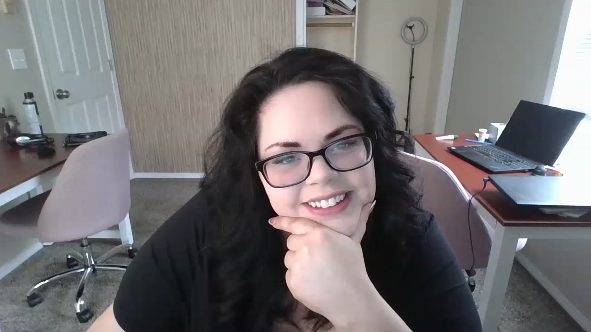 Gallery image thumbnail from Maddietay's myfreecams stream on, 04/30/2023, 22:08 image 3 of 20