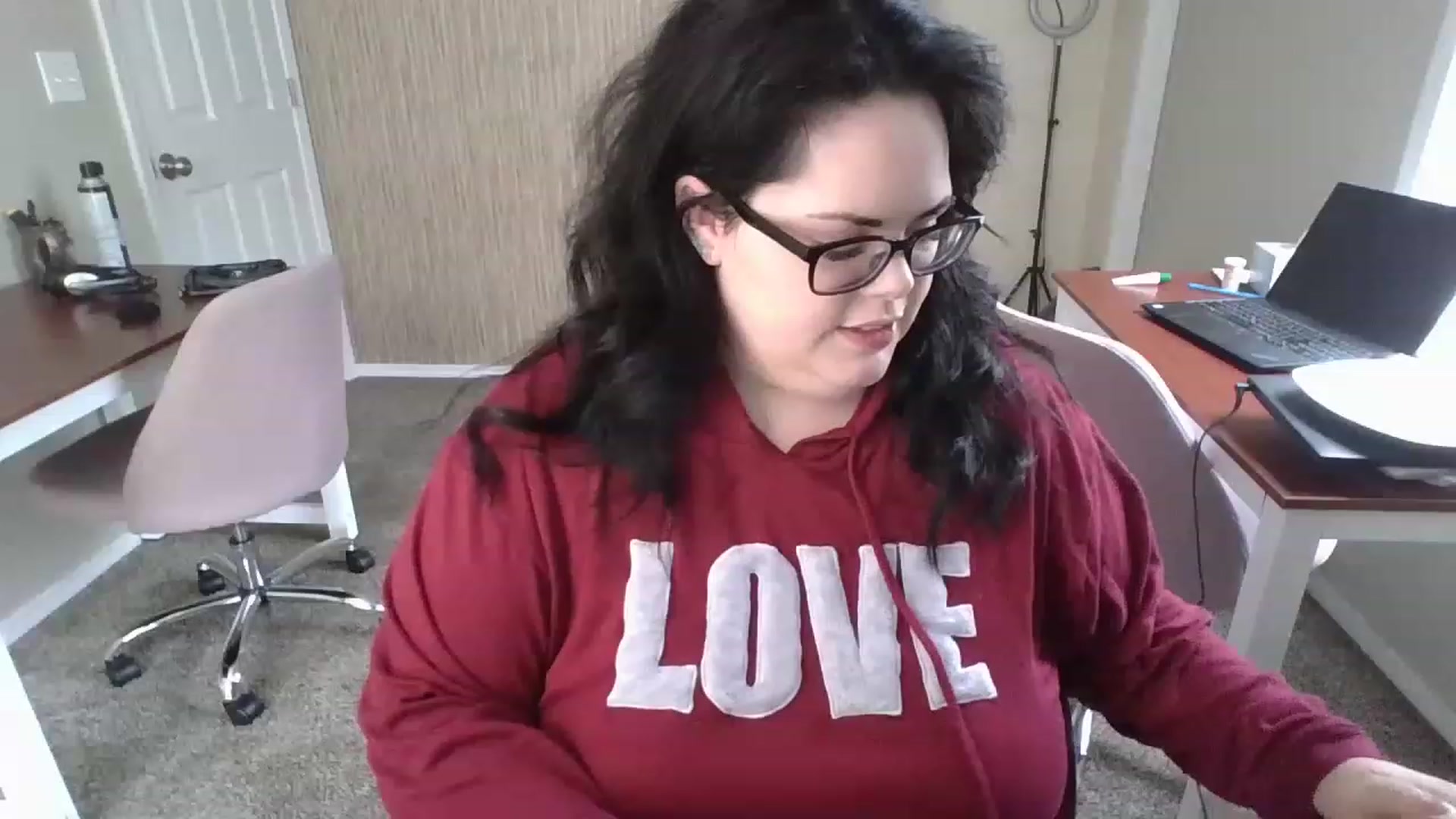 Gallery image thumbnail from Maddietay's myfreecams stream on, 04/30/2023, 23:45 image 8 of 20