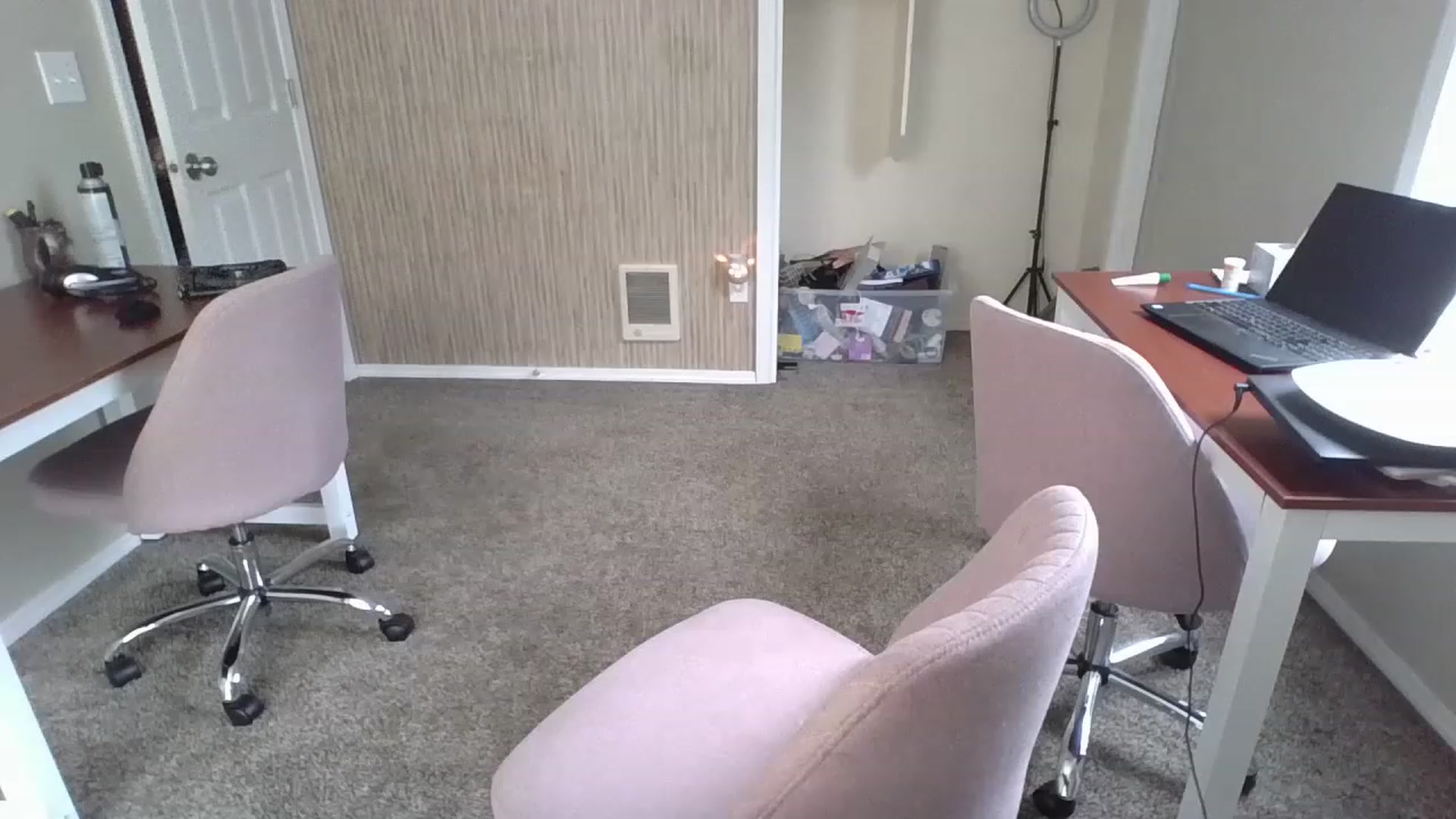 Gallery image thumbnail from Maddietay's myfreecams stream on, 04/30/2023, 23:45 image 9 of 20