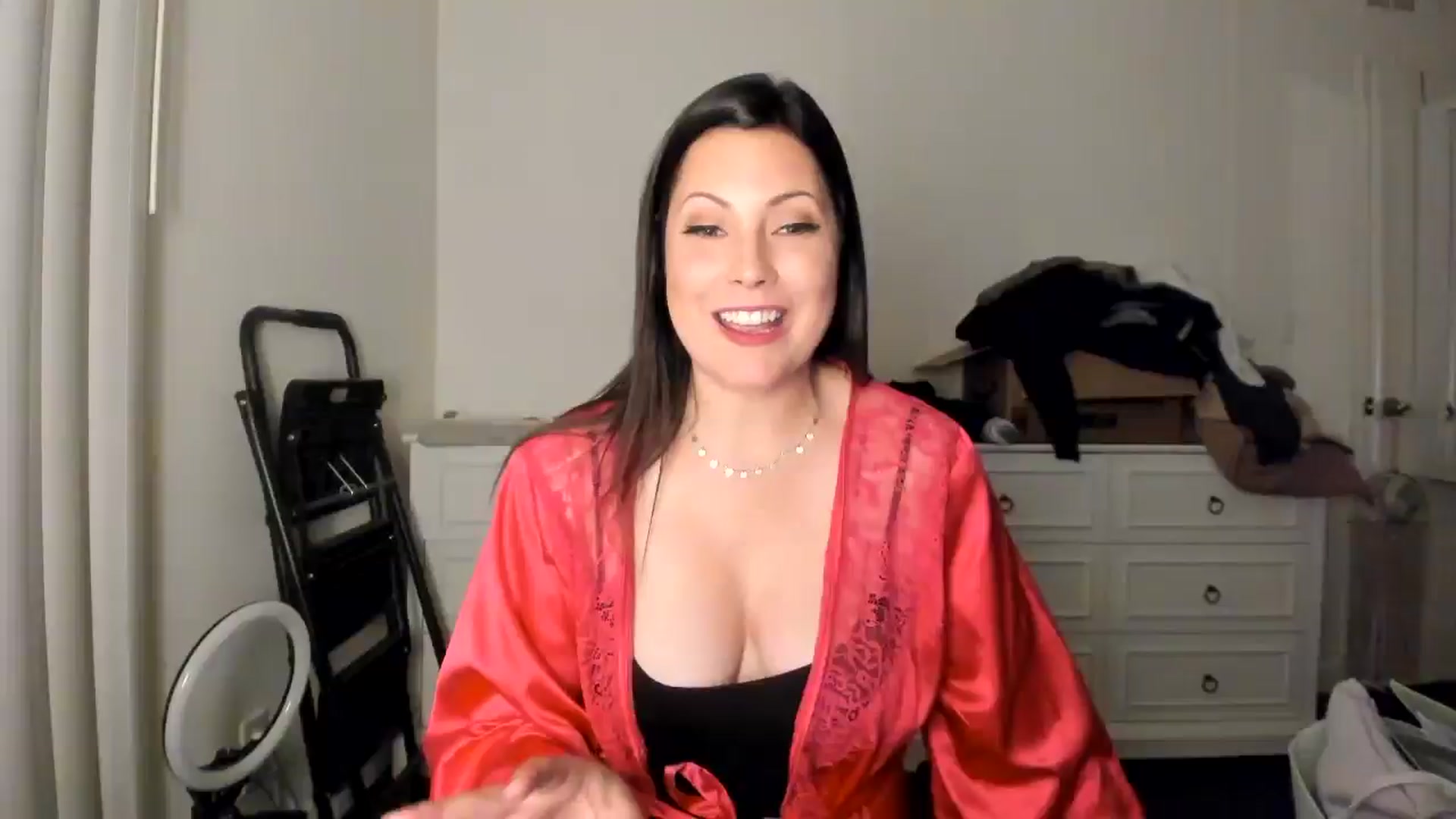 Gallery image thumbnail from Maddisonmaay's myfreecams stream on, 10/26/2025, 04:40 image 7 of 20