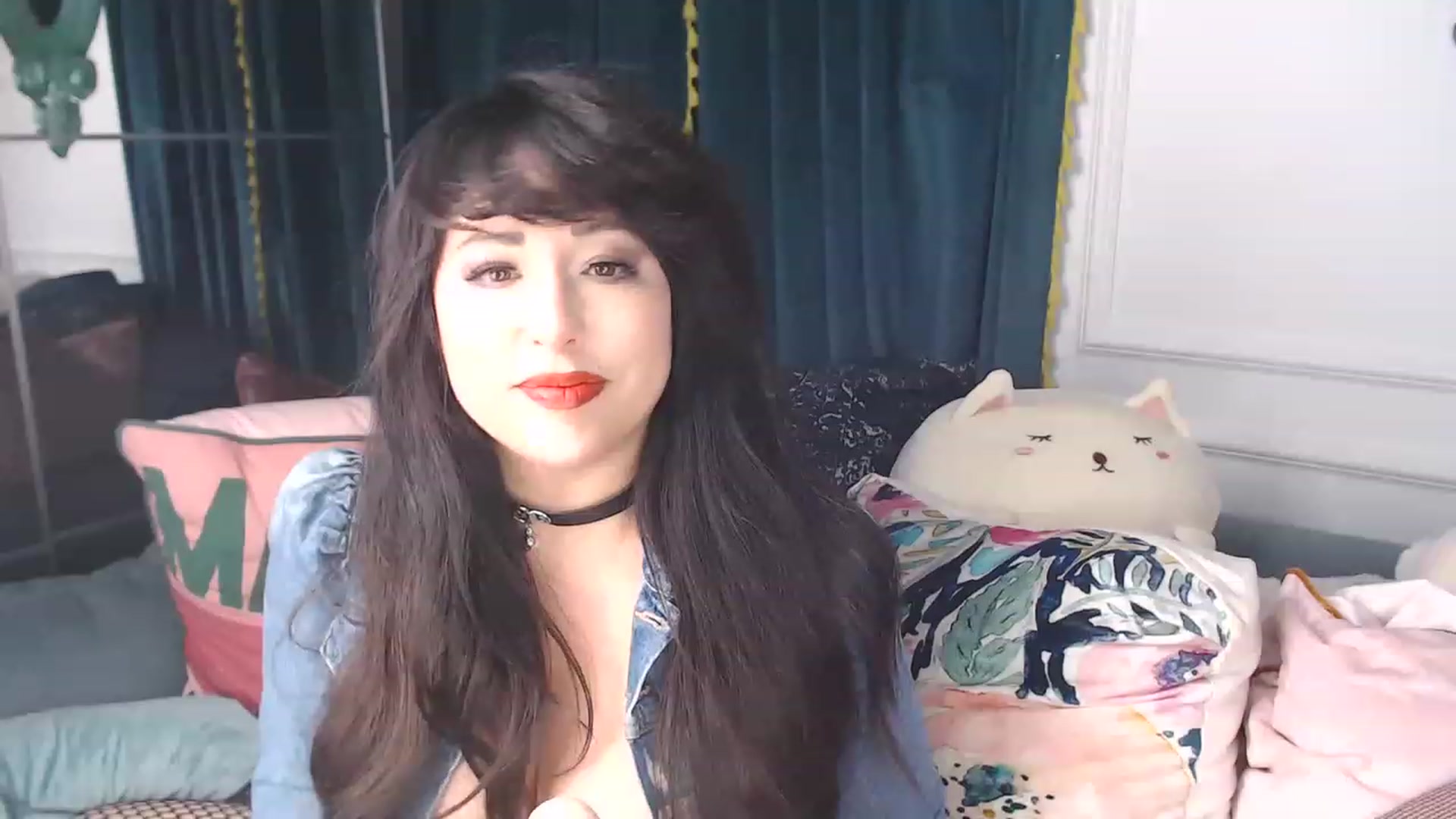 Gallery image thumbnail from MaddyWinters's myfreecams stream on, 12/16/2022, 11:33 image 3 of 20