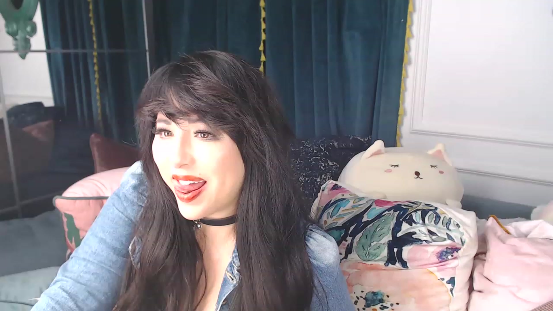 Gallery image thumbnail from MaddyWinters's myfreecams stream on, 12/16/2022, 11:33 image 8 of 20