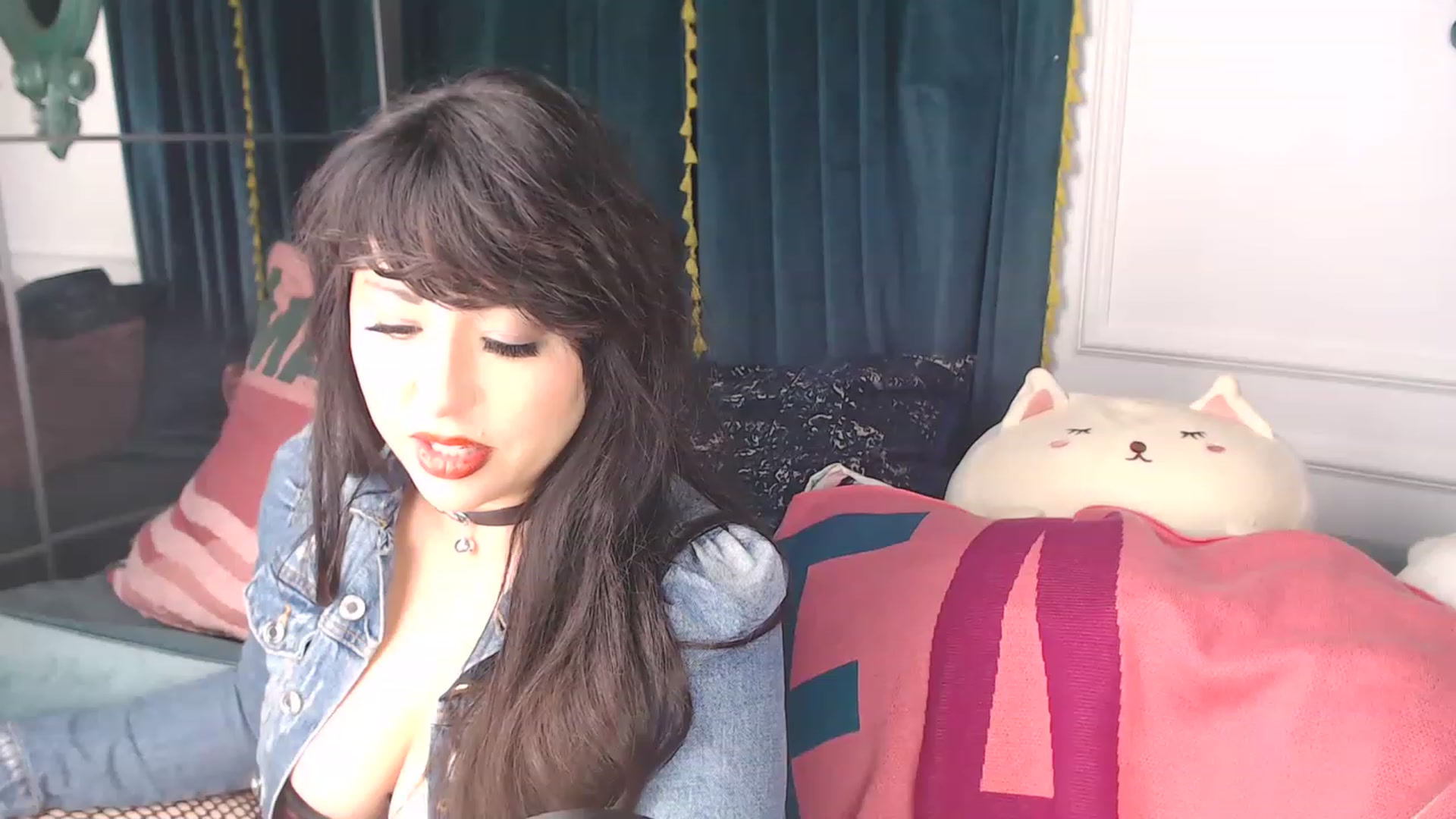 Gallery image thumbnail from MaddyWinters's myfreecams stream on, 12/16/2022, 12:42 image 14 of 20