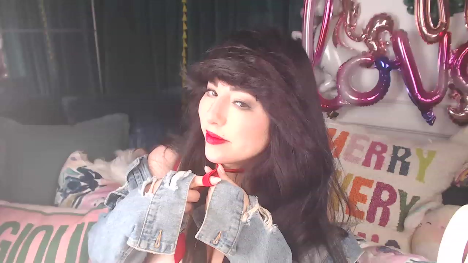 Gallery image thumbnail from MaddyWinters's myfreecams stream on, 02/15/2023, 14:13 image 5 of 20
