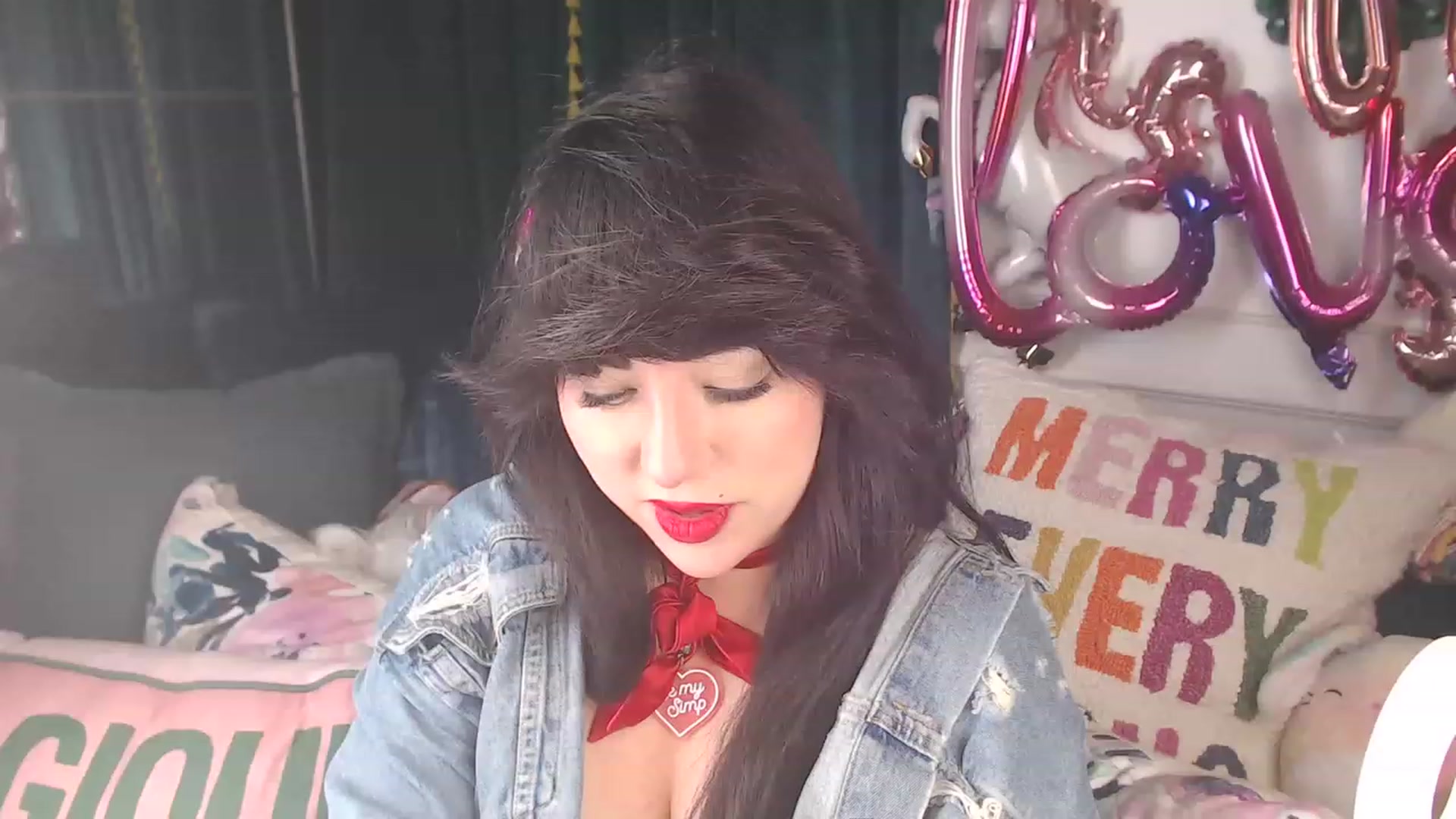 Gallery image thumbnail from MaddyWinters's myfreecams stream on, 02/15/2023, 14:13 image 9 of 20