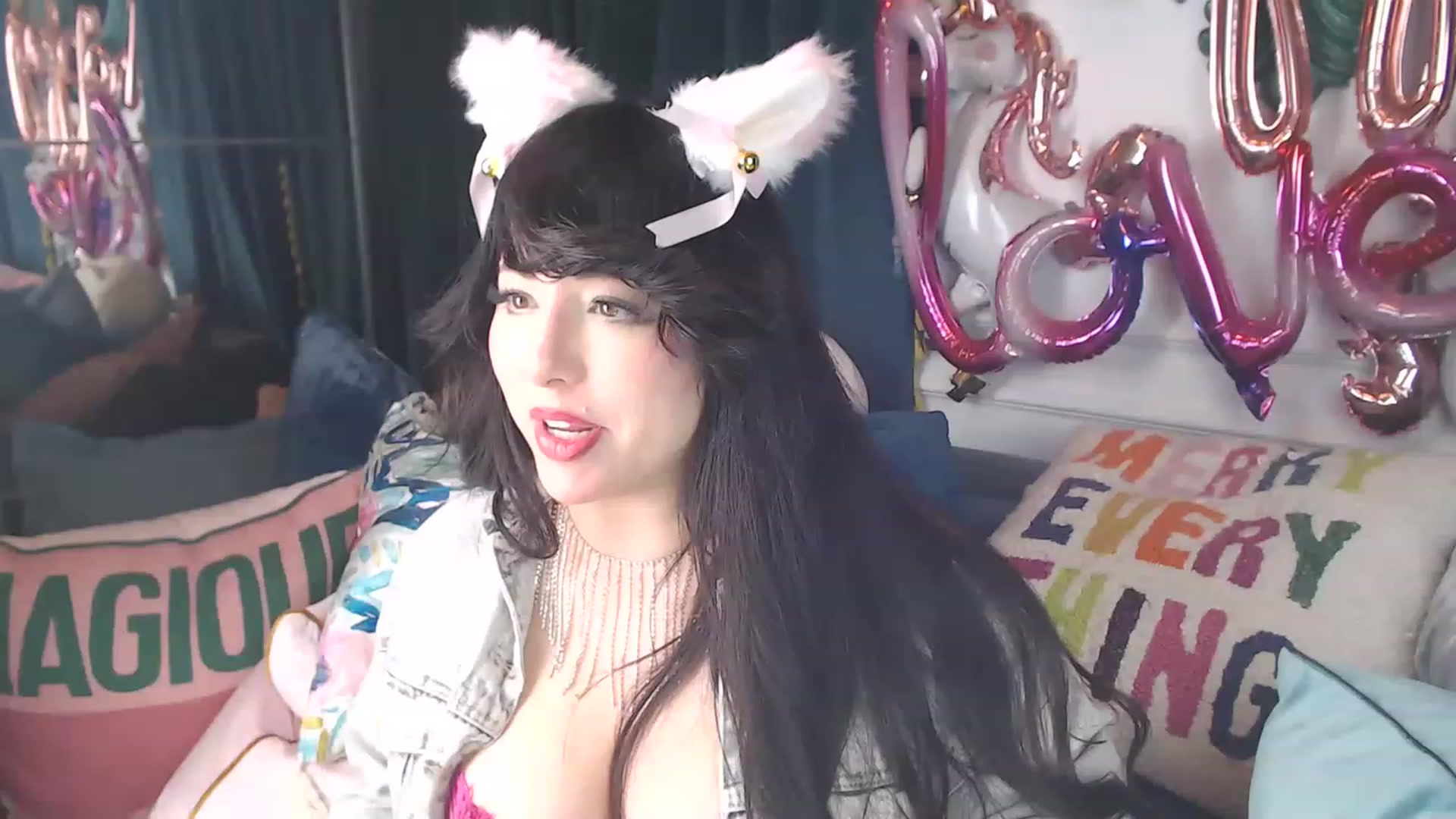 Gallery image thumbnail from MaddyWinters's myfreecams stream on, 03/06/2023, 09:53 image 19 of 20