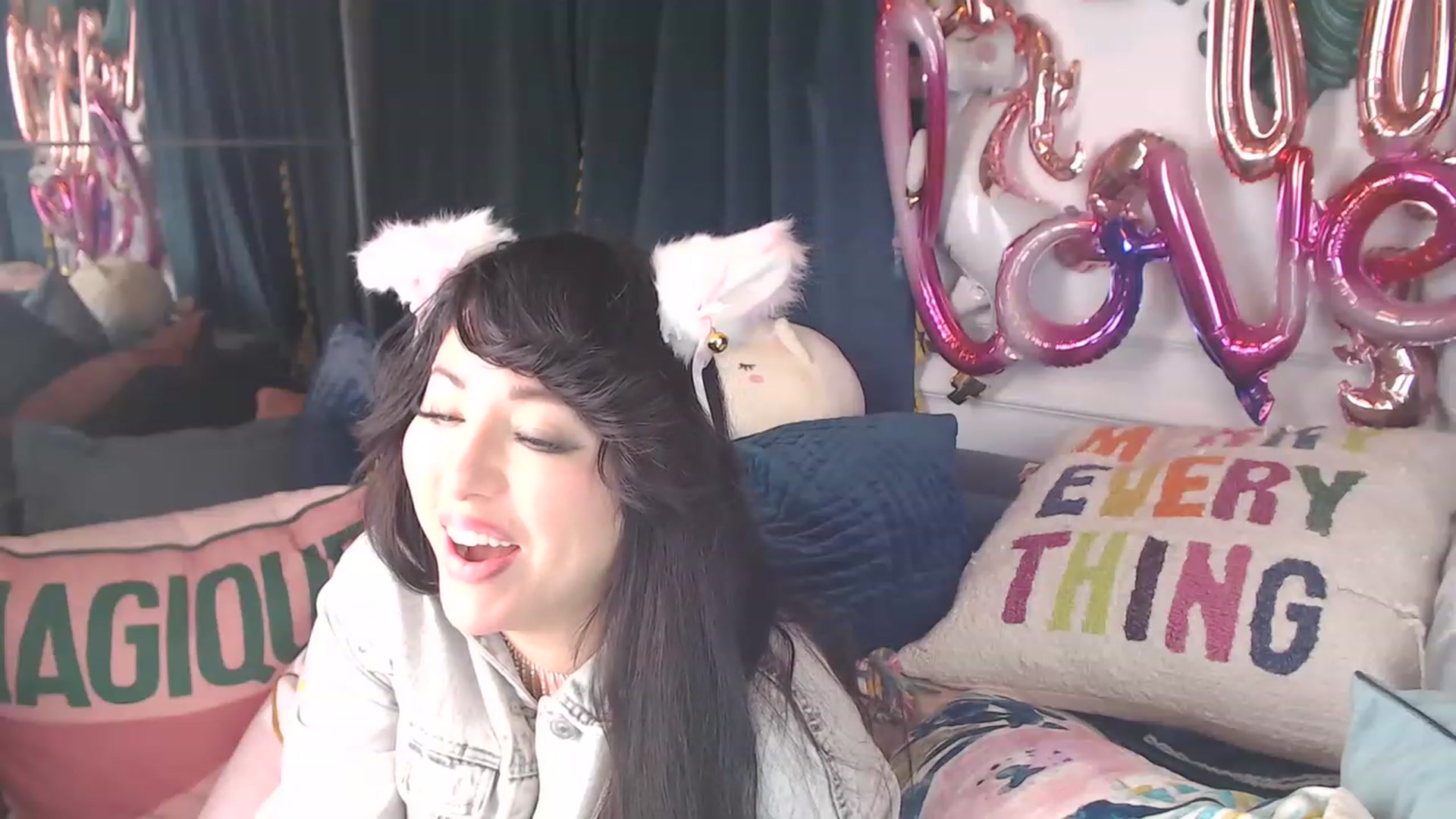 Gallery image thumbnail from MaddyWinters's myfreecams stream on, 03/06/2023, 14:01 image 15 of 20