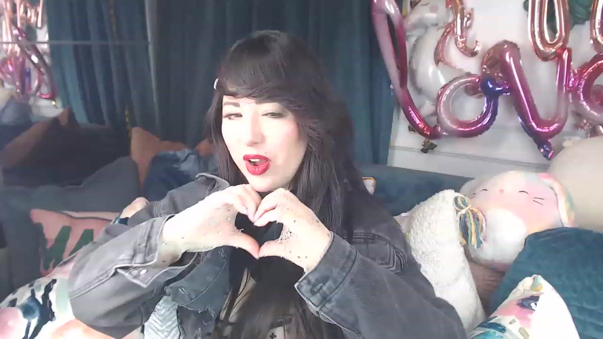 Gallery image thumbnail from MaddyWinters's myfreecams stream on, 03/14/2023, 12:39 image 13 of 20