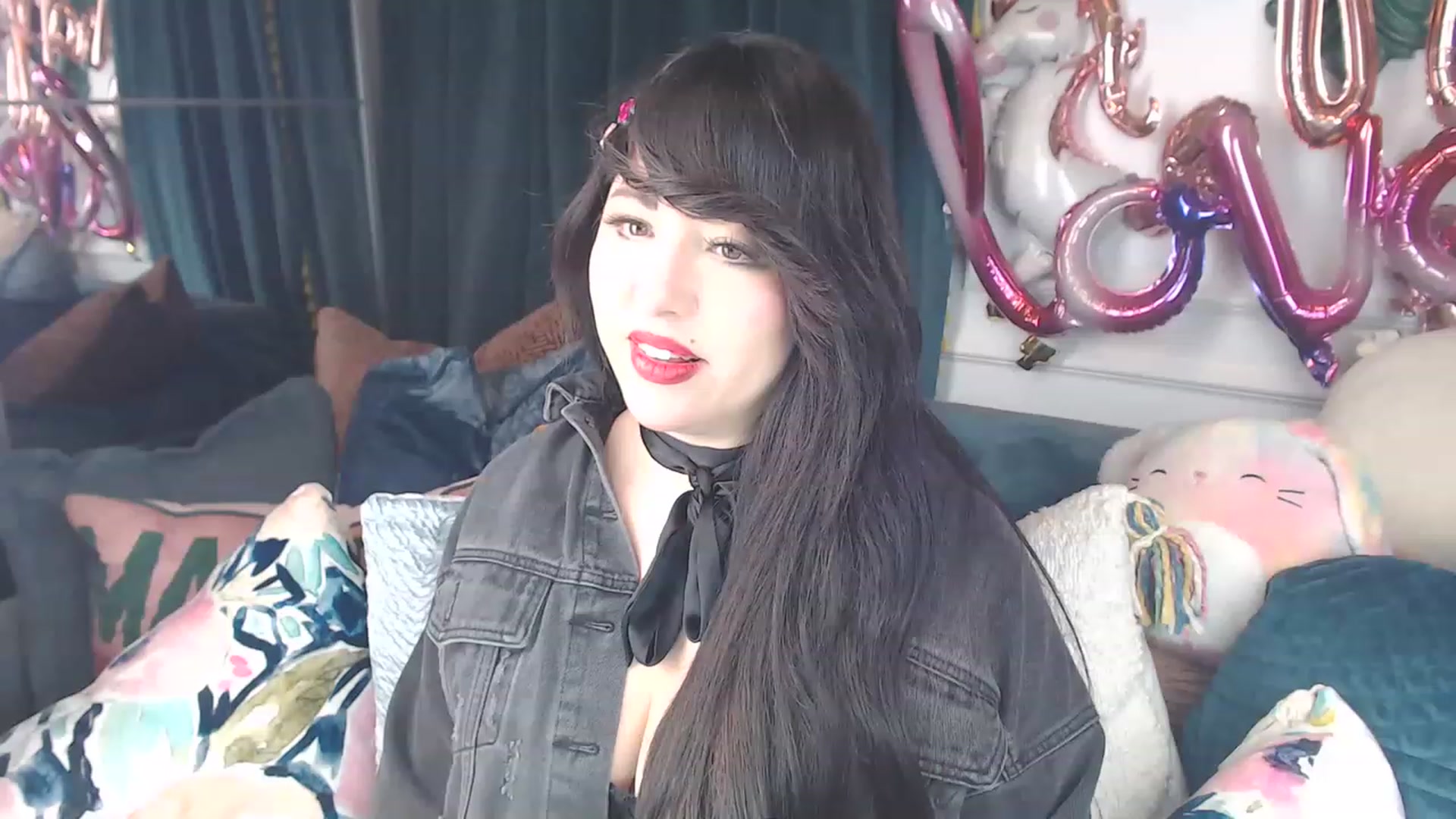 Gallery image thumbnail from MaddyWinters's myfreecams stream on, 03/14/2023, 13:18 image 13 of 20