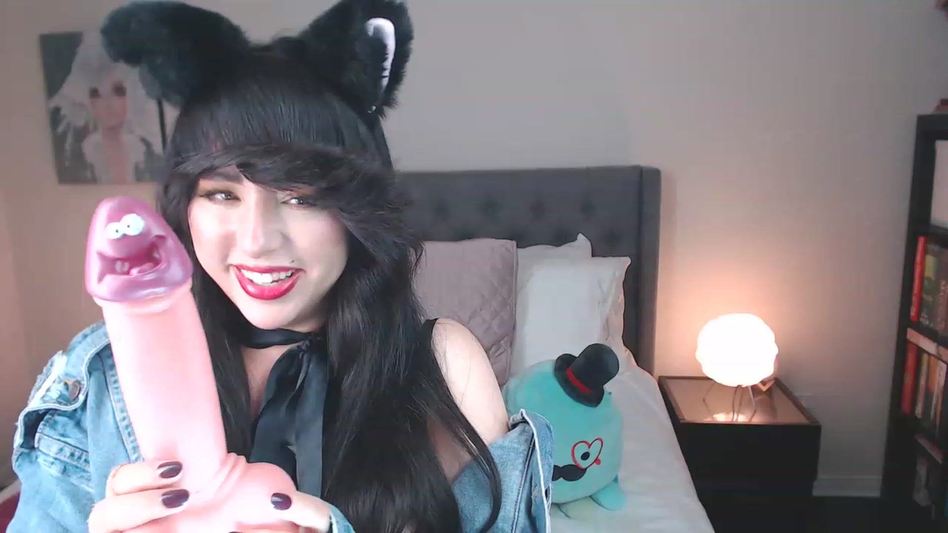 Gallery image thumbnail from MaddyWinters's myfreecams stream on, 05/28/2023, 21:57 image 8 of 20