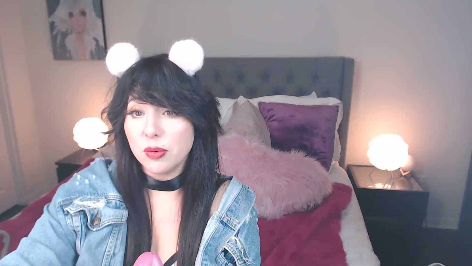 Gallery image thumbnail from MaddyWinters's myfreecams stream on, 06/08/2023, 10:39 image 2 of 20