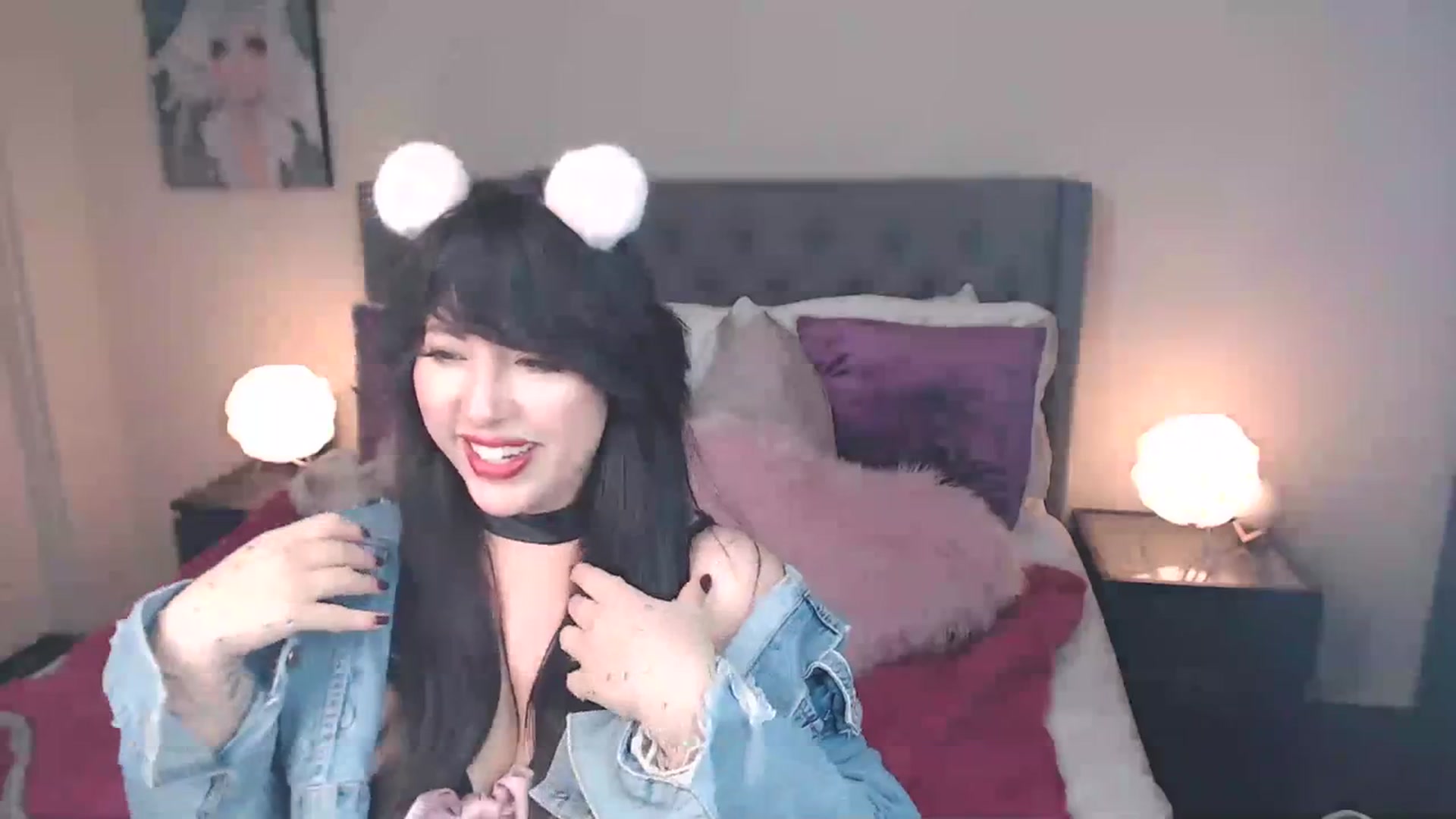 Gallery image thumbnail from MaddyWinters's myfreecams stream on, 06/08/2023, 10:39 image 3 of 20