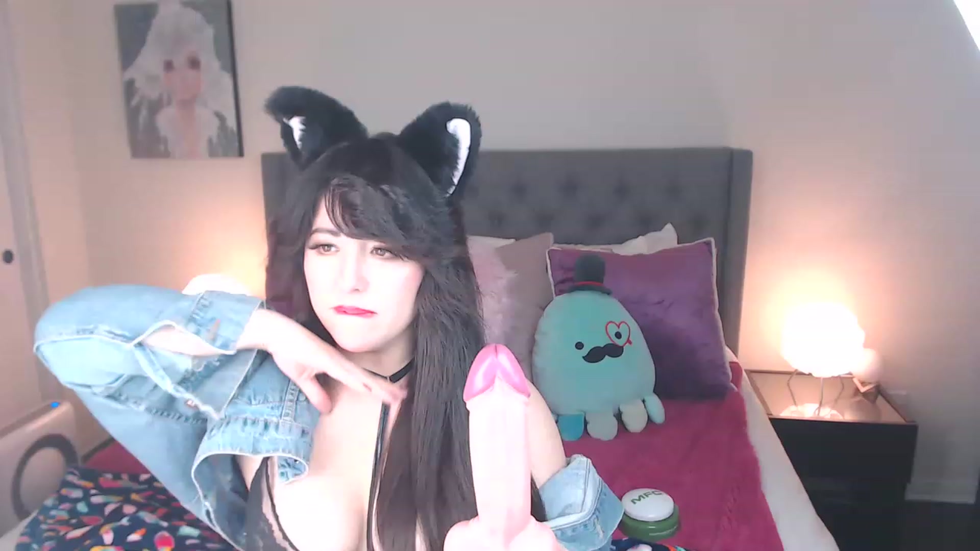 Gallery image thumbnail from MaddyWinters's myfreecams stream on, 06/27/2023, 11:32 image 19 of 20