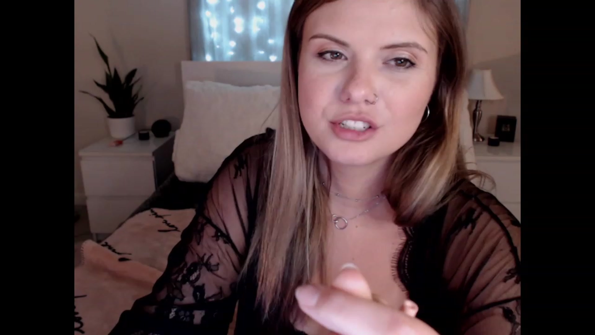Gallery image thumbnail from Maddz_Jo's myfreecams stream on, 08/20/2023, 06:11 image 15 of 20