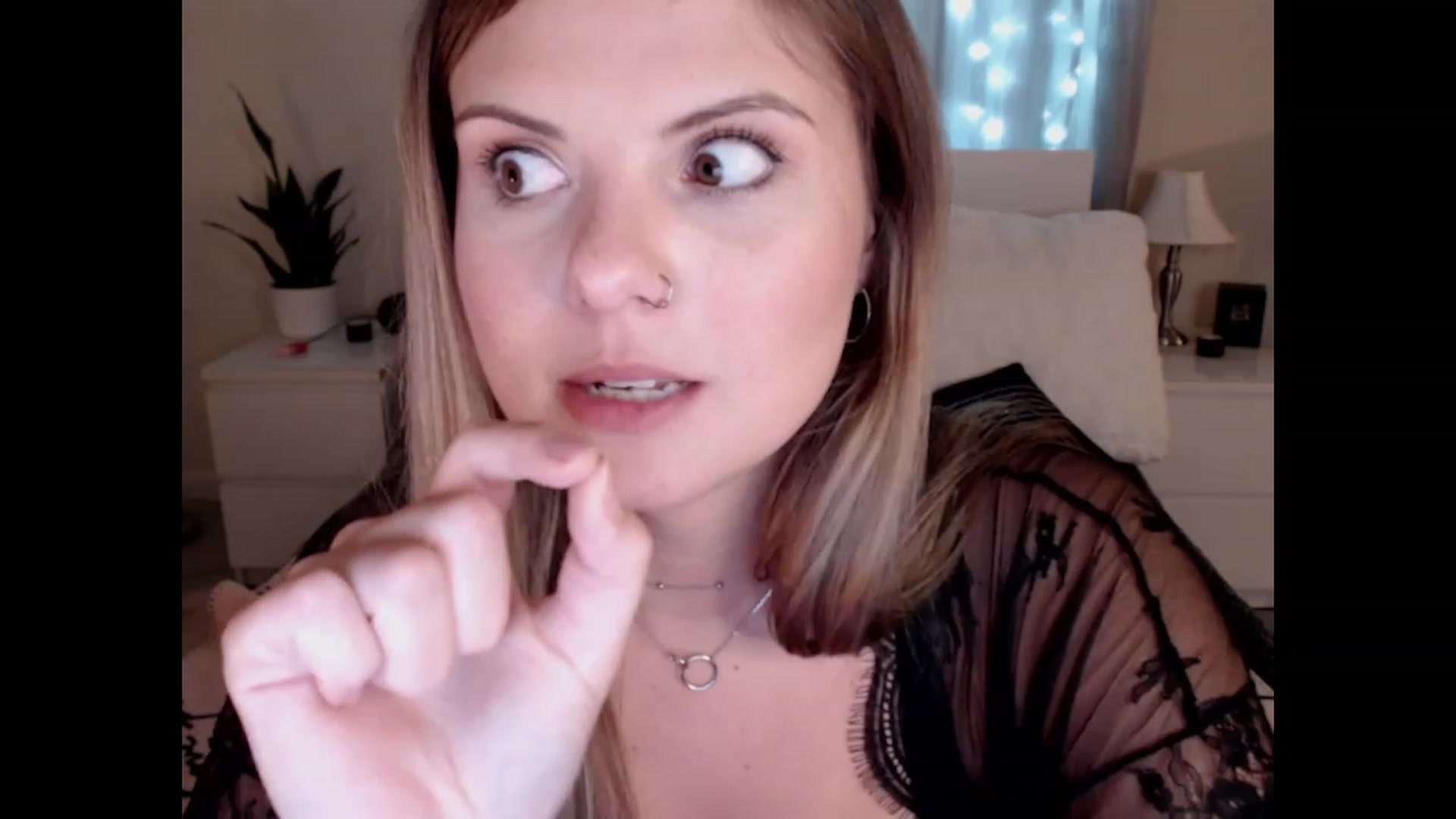 Gallery image thumbnail from Maddz_Jo's myfreecams stream on, 08/20/2023, 06:11 image 16 of 20