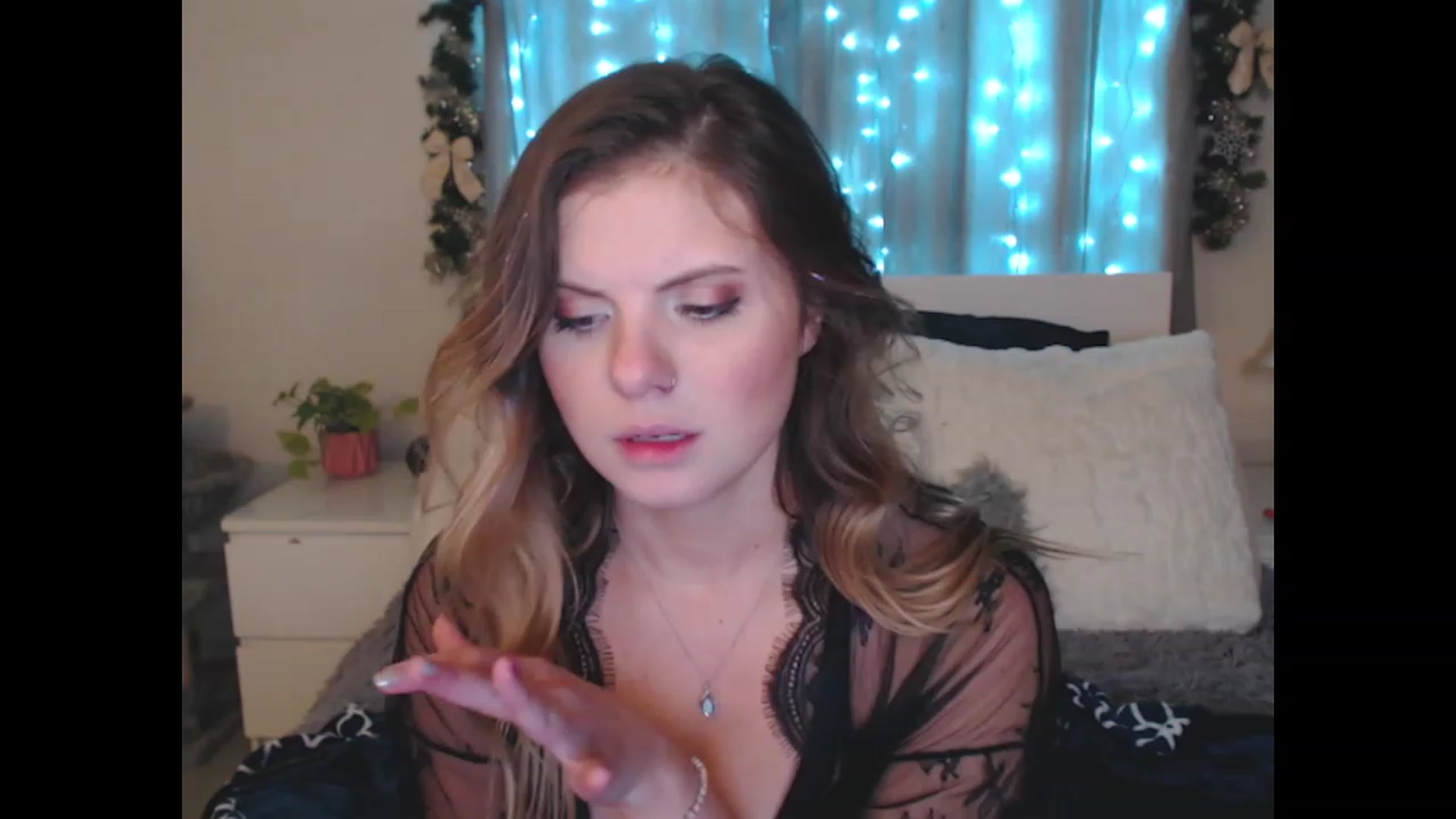 Gallery image thumbnail from Maddz_Jo's myfreecams stream on, 12/03/2023, 08:20 image 9 of 20