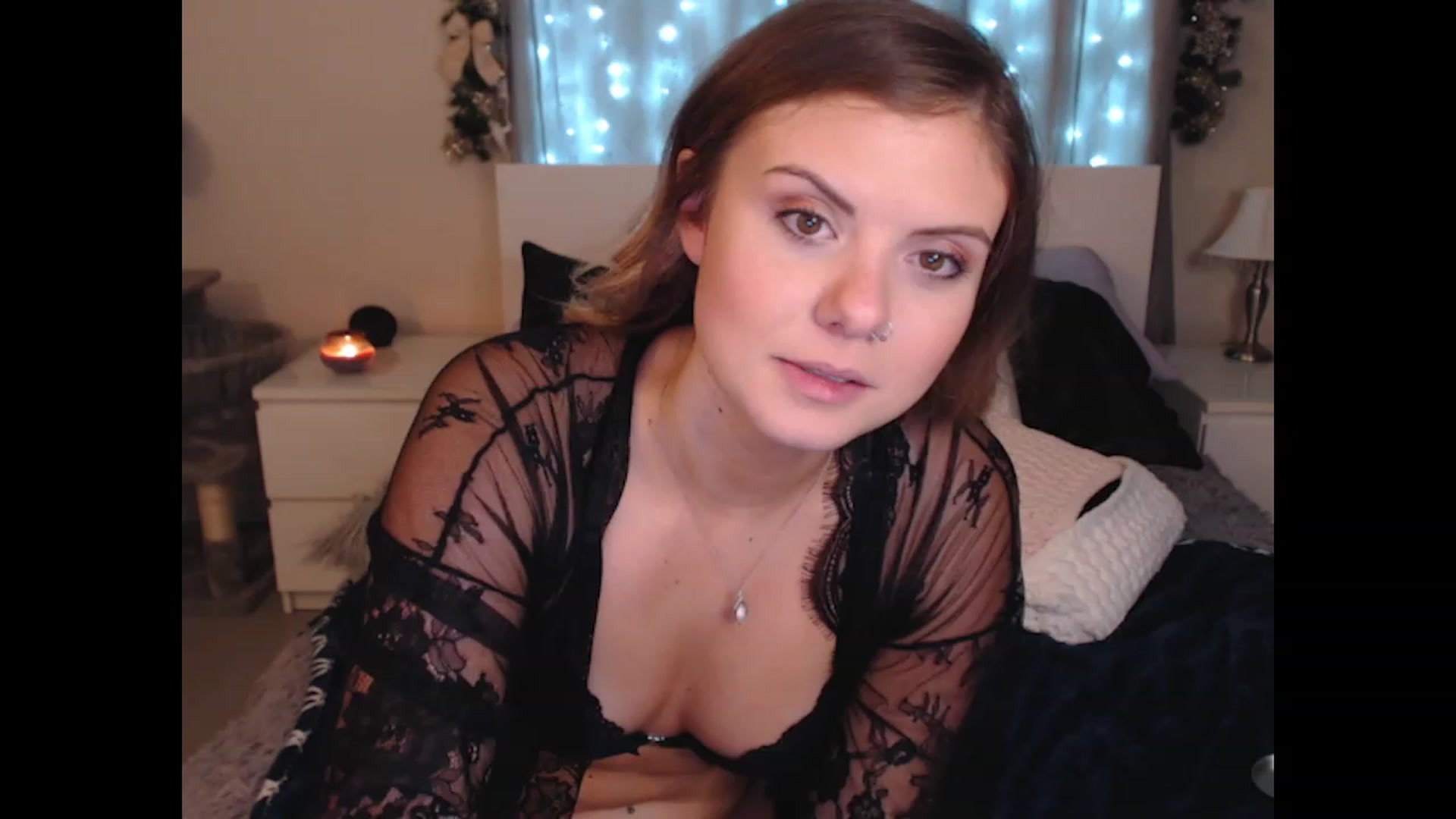Gallery image thumbnail from Maddz_Jo's myfreecams stream on, 12/09/2023, 08:02 image 12 of 20