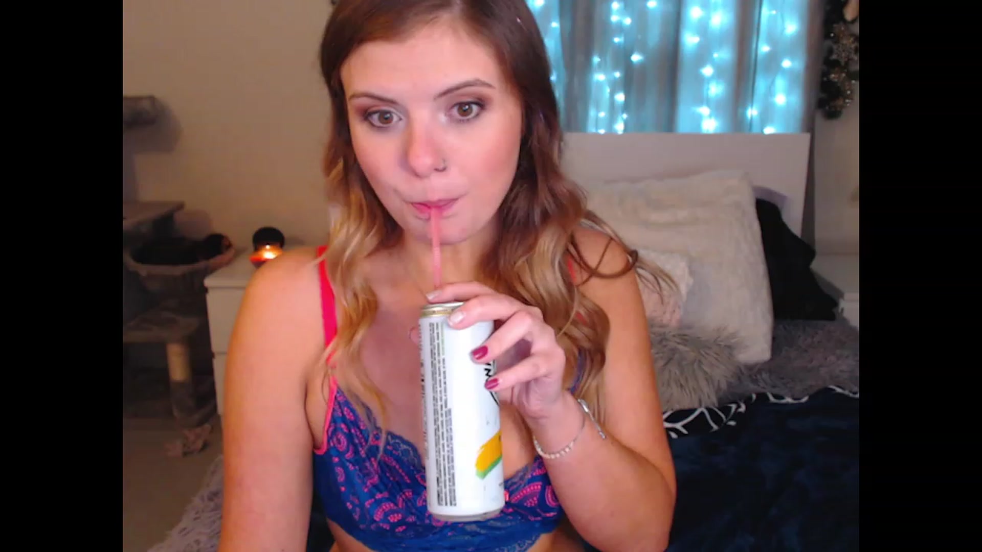Gallery image thumbnail from Maddz_Jo's myfreecams stream on, 12/10/2023, 09:42 image 18 of 20