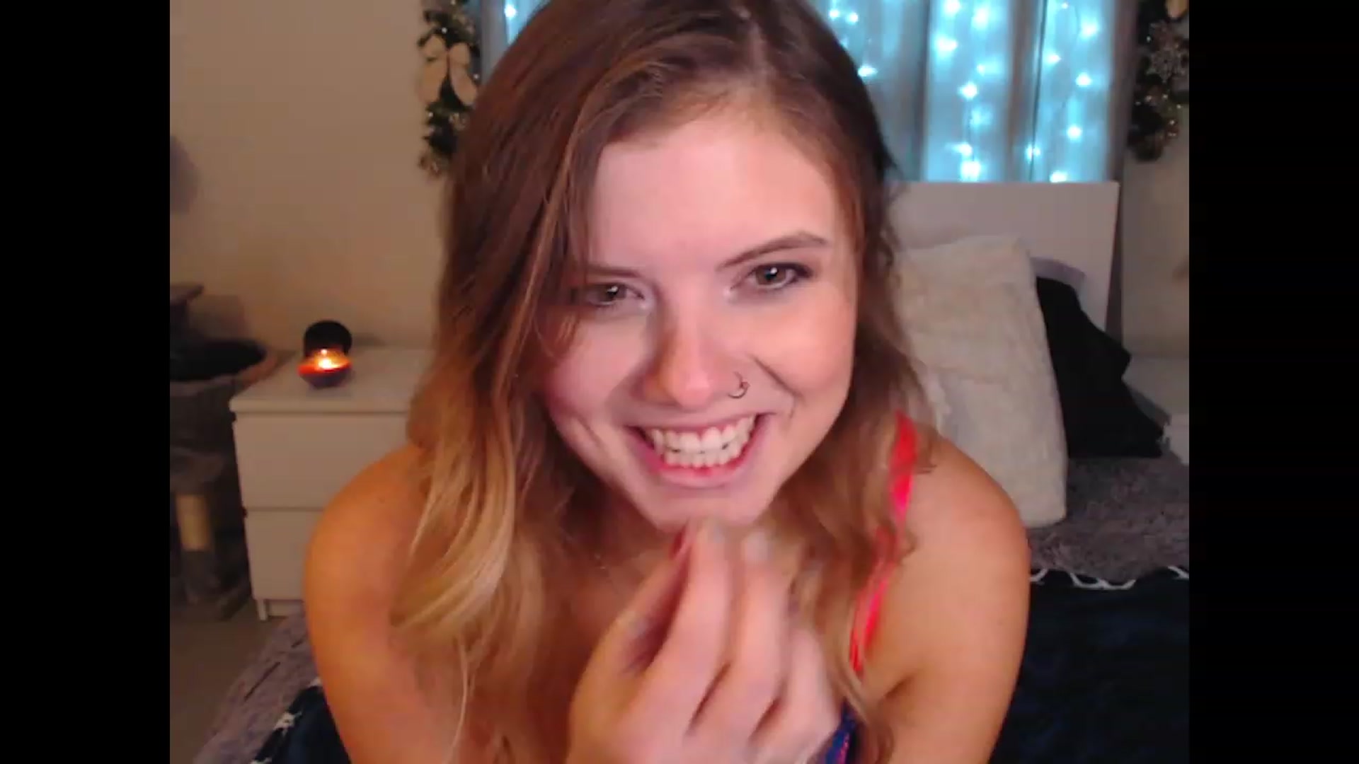 Gallery image thumbnail from Maddz_Jo's myfreecams stream on, 12/10/2023, 09:42 image 10 of 20