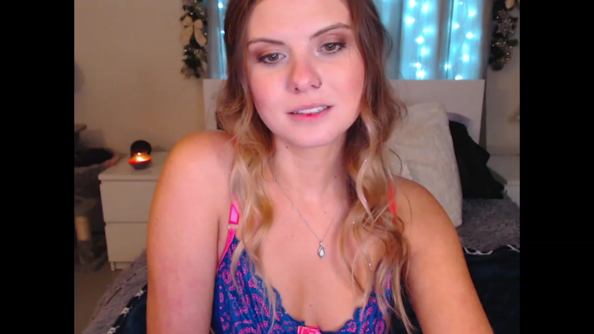 Gallery image thumbnail from Maddz_Jo's myfreecams stream on, 12/10/2023, 09:42 image 7 of 20