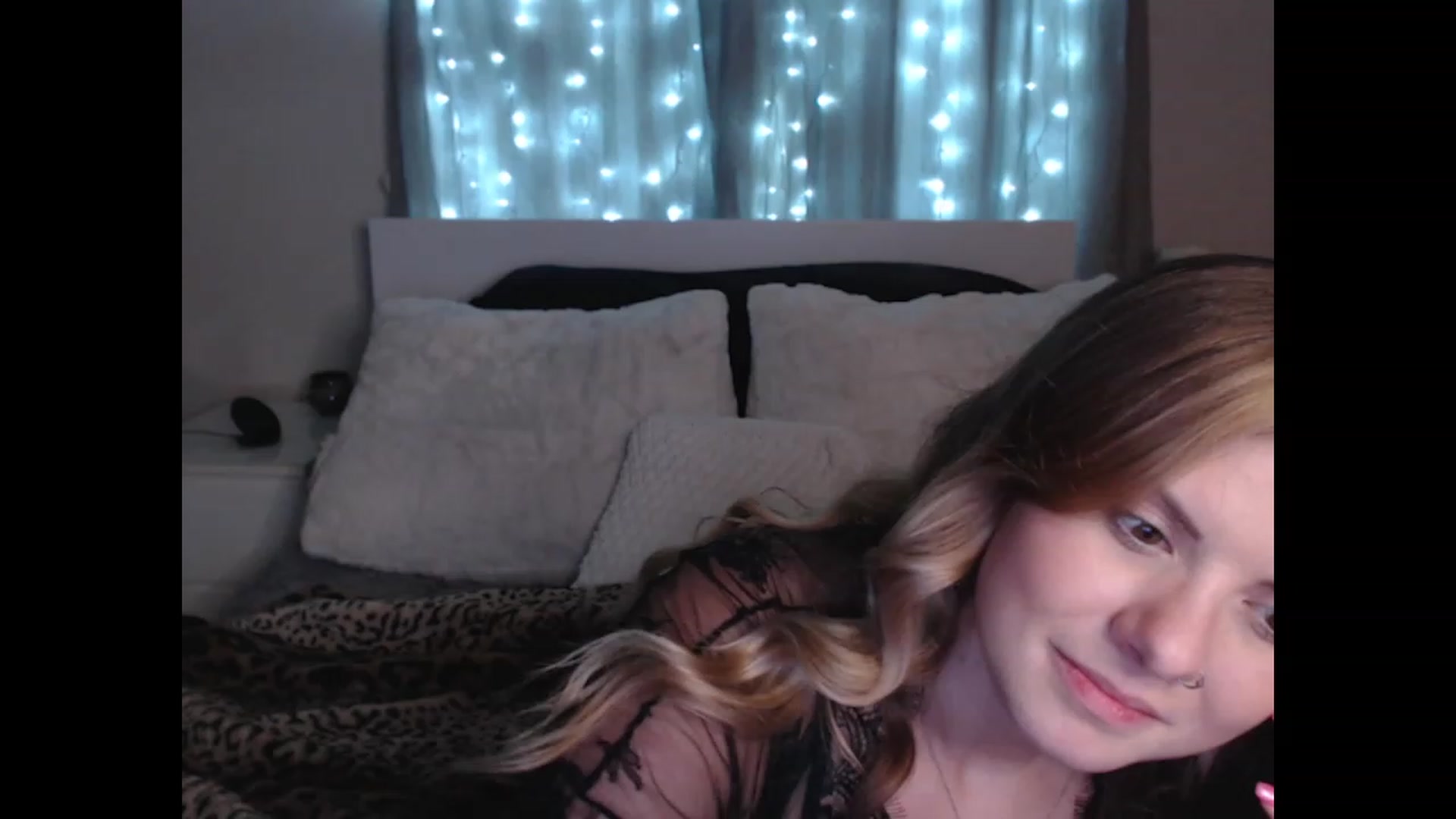 Gallery image thumbnail from Maddz_Jo's myfreecams stream on, 01/15/2024, 07:10 image 12 of 20