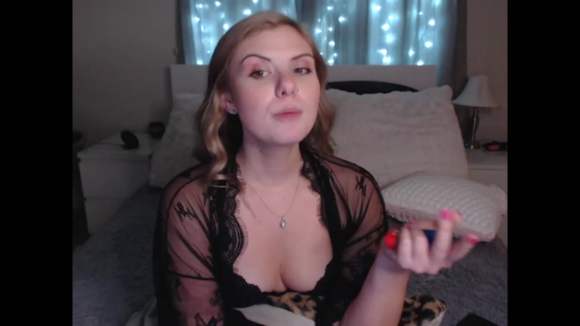 Gallery image thumbnail from Maddz_Jo's myfreecams stream on, 01/15/2024, 11:29 image 3 of 20