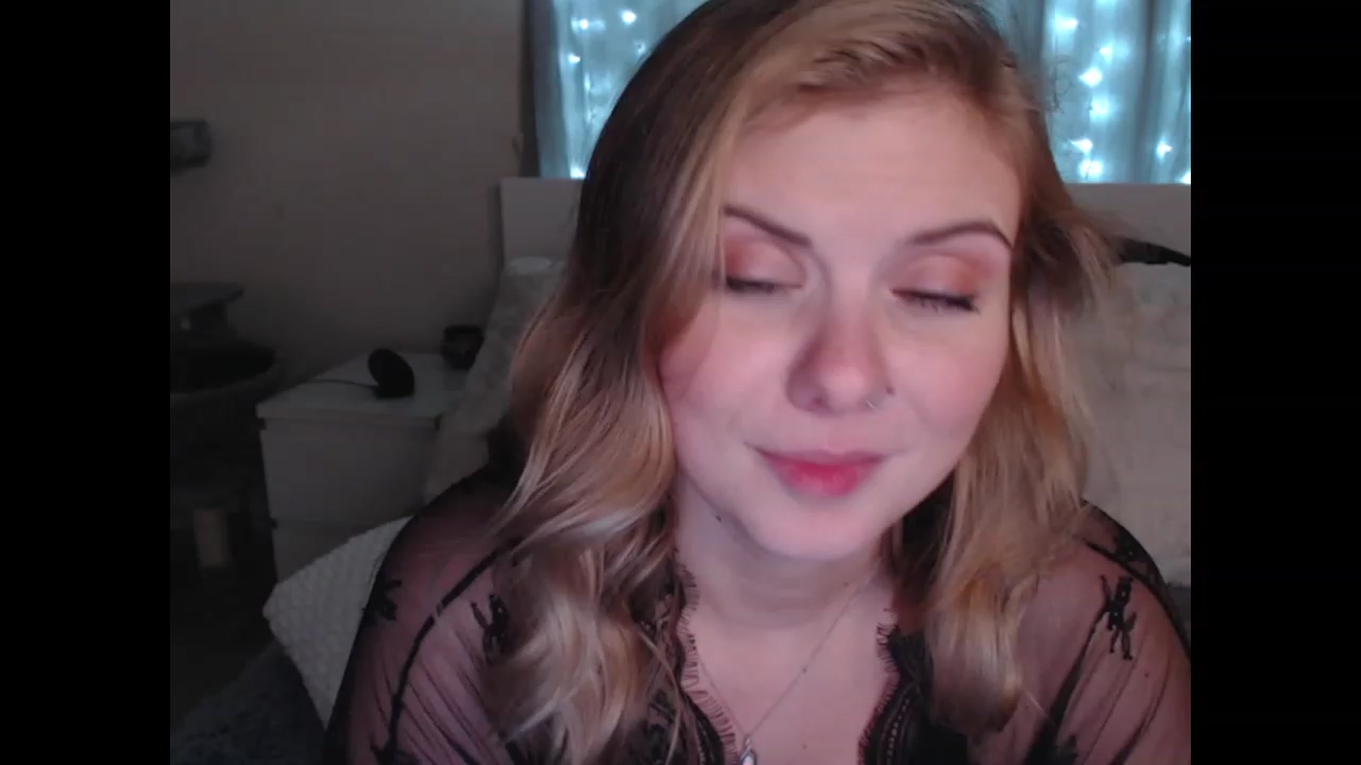 Gallery image thumbnail from Maddz_Jo's myfreecams stream on, 01/15/2024, 11:29 image 19 of 20