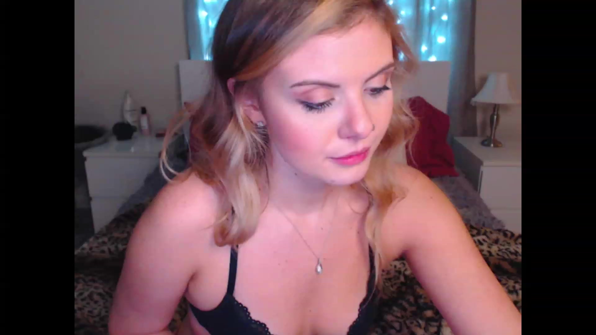 Gallery image thumbnail from Maddz_Jo's myfreecams stream on, 02/14/2024, 09:07 image 12 of 20