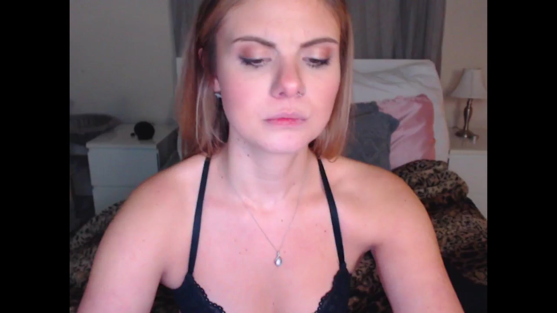 Gallery image thumbnail from Maddz_Jo's myfreecams stream on, 04/27/2024, 10:12 image 2 of 20