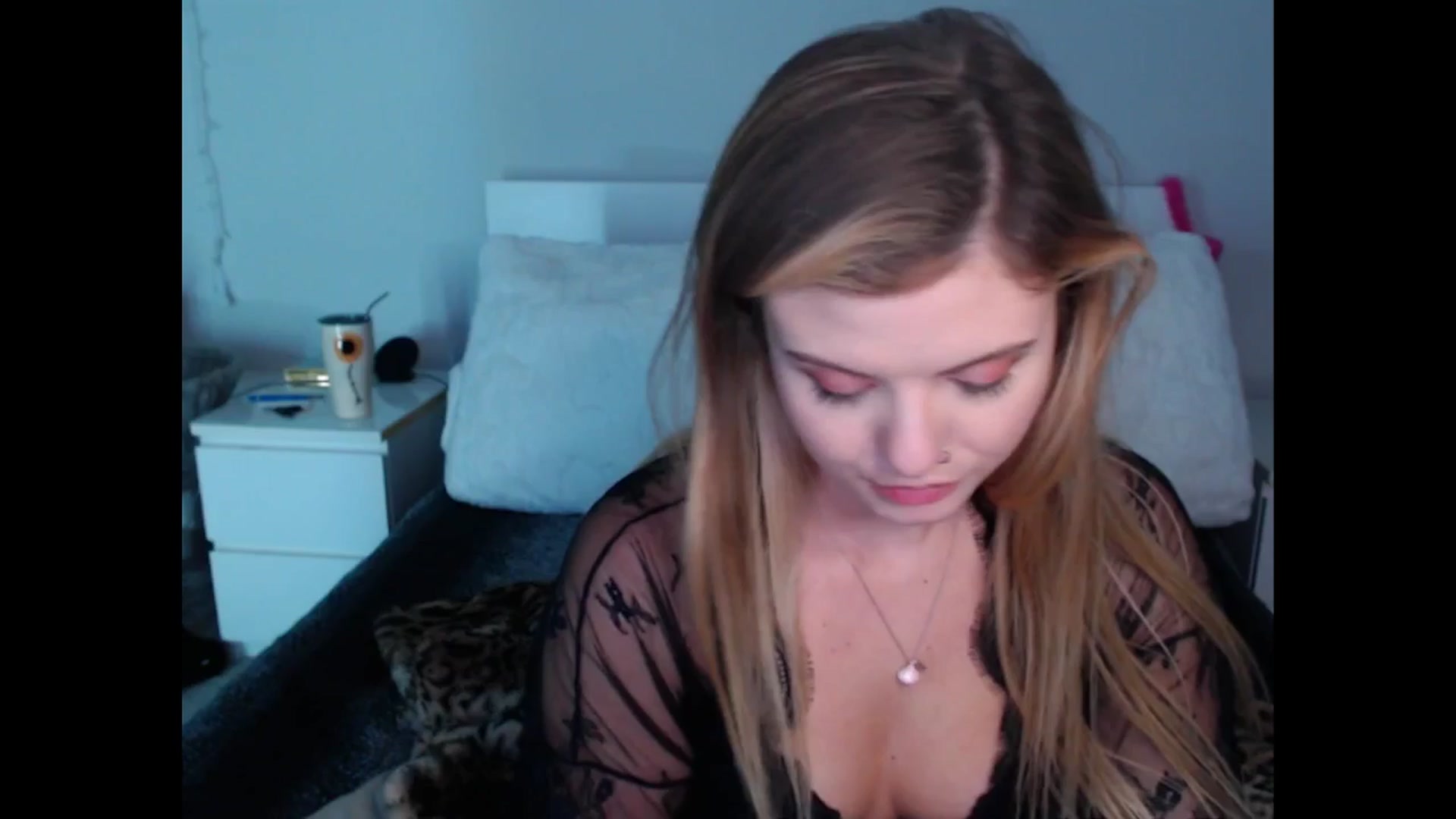 Gallery image thumbnail from Maddz_Jo's myfreecams stream on, 06/16/2024, 06:43 image 14 of 20