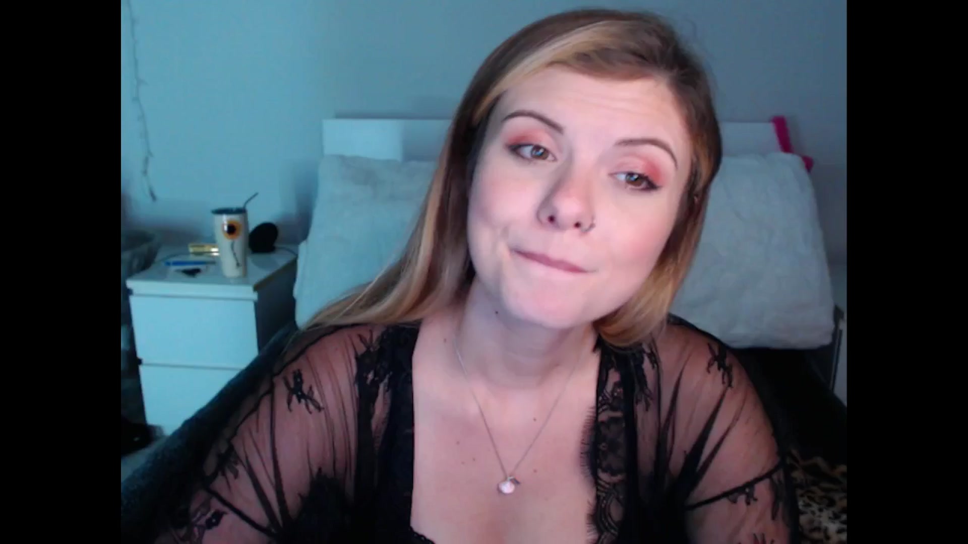 Gallery image thumbnail from Maddz_Jo's myfreecams stream on, 06/16/2024, 07:26 image 14 of 20