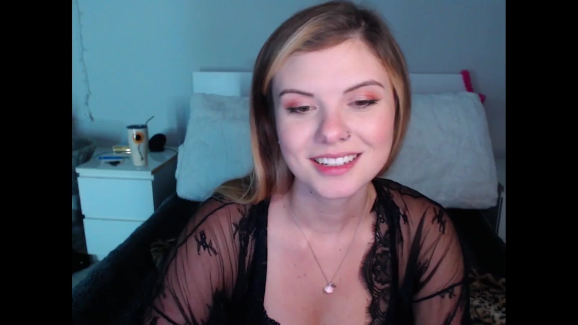 Gallery image thumbnail from Maddz_Jo's myfreecams stream on, 06/16/2024, 07:26 image 13 of 20