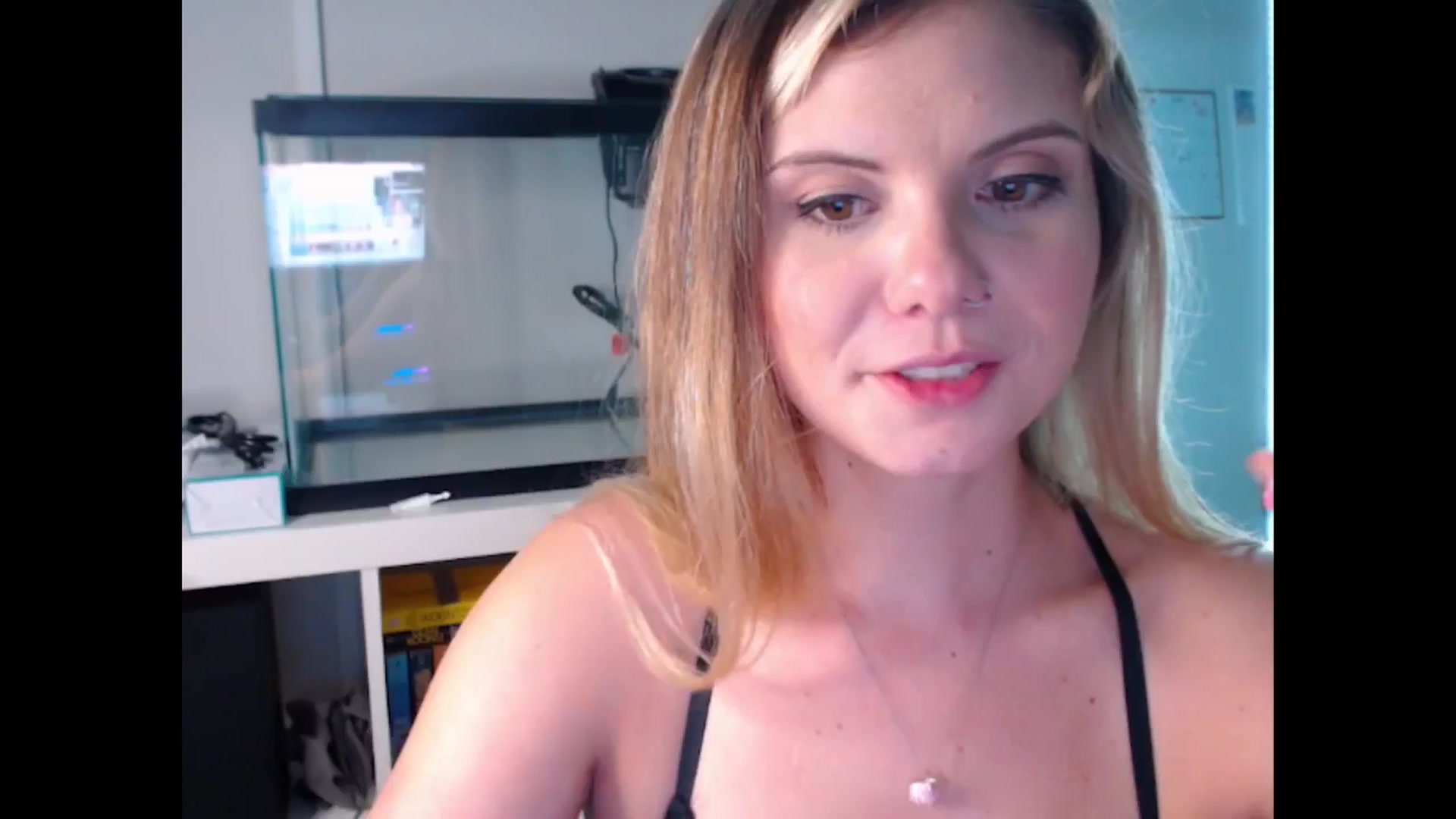 Gallery image thumbnail from Maddz_Jo's myfreecams stream on, 06/30/2024, 08:27 image 14 of 20