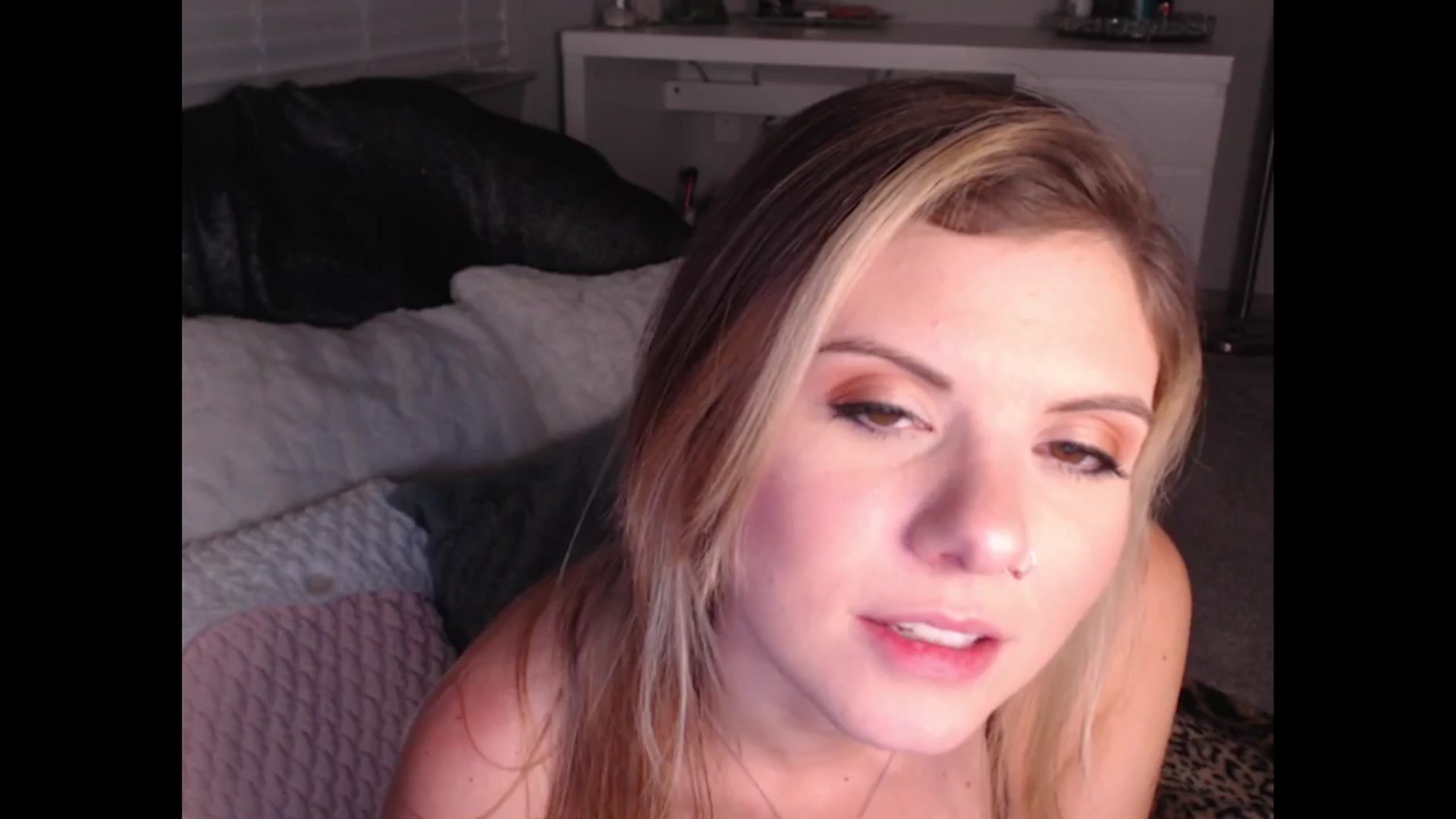 Gallery image thumbnail from Maddz_Jo's myfreecams stream on, 07/21/2024, 10:04 image 5 of 20