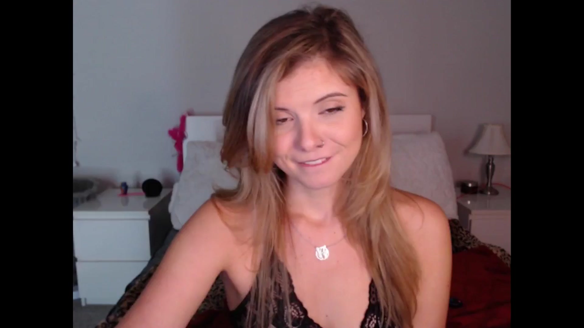 Gallery image thumbnail from Maddz_Jo's myfreecams stream on, 08/23/2024, 06:45 image 9 of 20