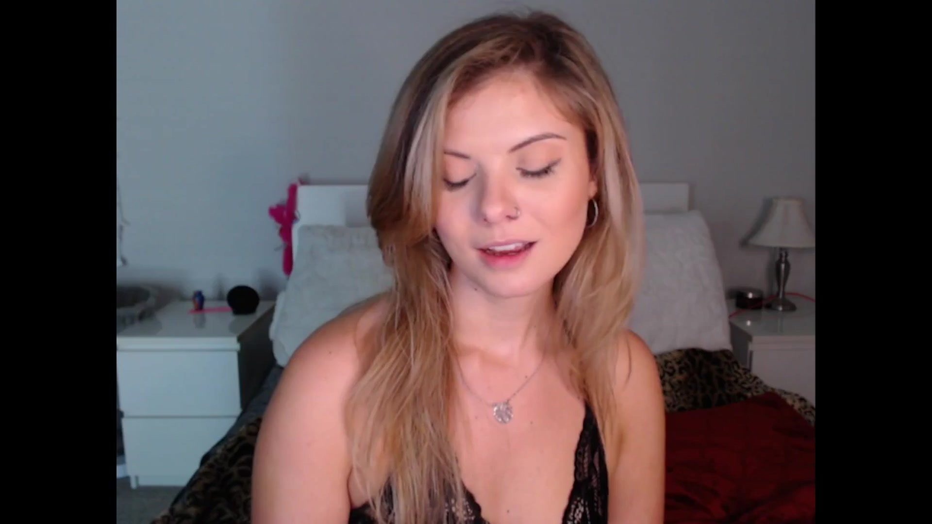 Gallery image thumbnail from Maddz_Jo's myfreecams stream on, 08/23/2024, 06:45 image 17 of 20
