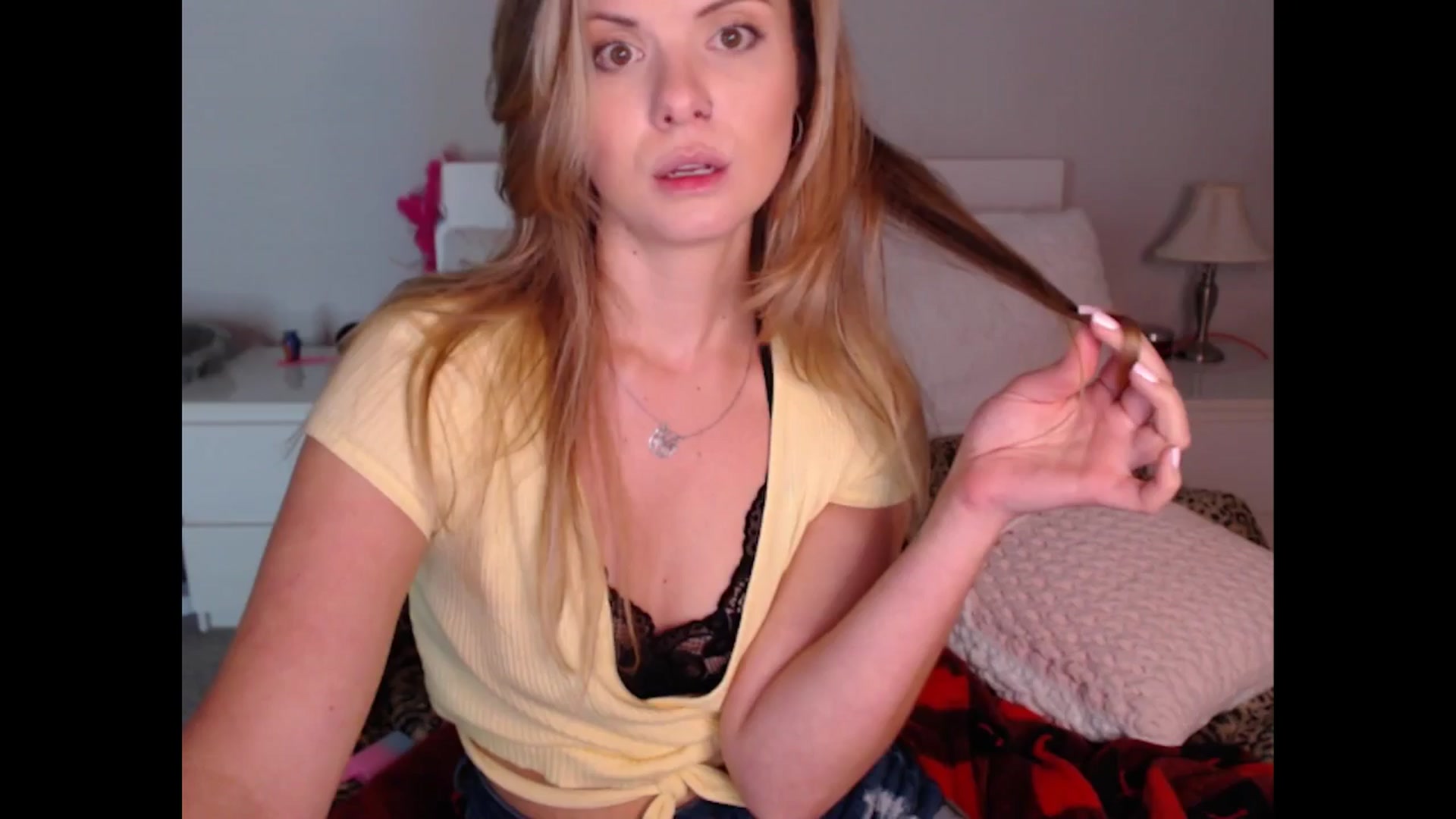 Gallery image thumbnail from Maddz_Jo's myfreecams stream on, 08/23/2024, 11:00 image 9 of 20