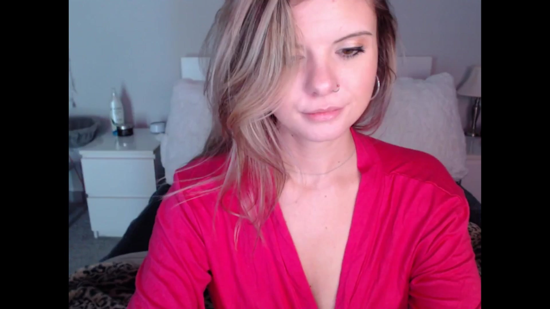 Gallery image thumbnail from Maddz_Jo's myfreecams stream on, 10/19/2024, 08:55 image 9 of 20