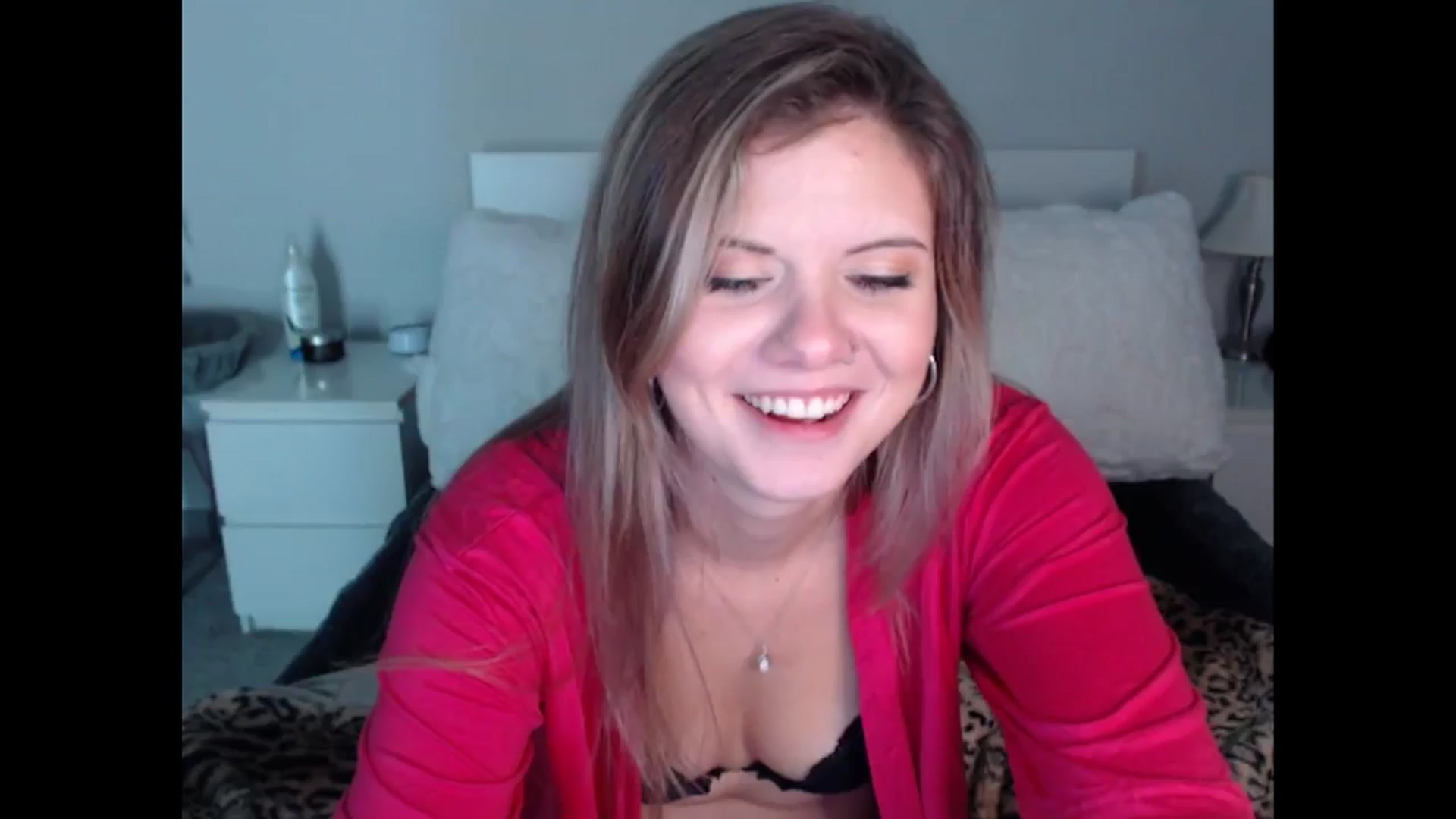 Gallery image thumbnail from Maddz_Jo's myfreecams stream on, 10/19/2024, 08:55 image 3 of 20