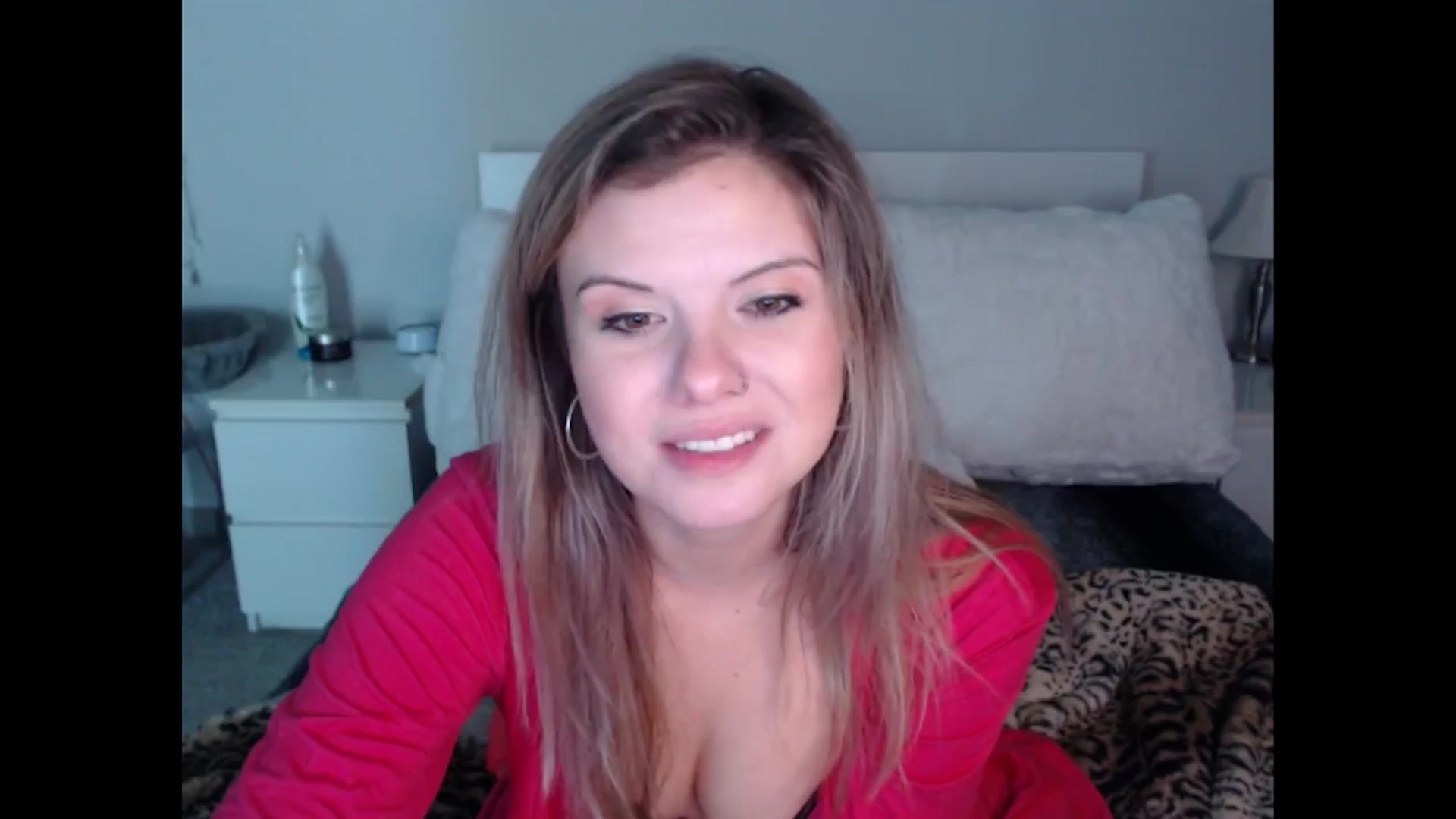 Gallery image thumbnail from Maddz_Jo's myfreecams stream on, 10/19/2024, 08:55 image 13 of 20
