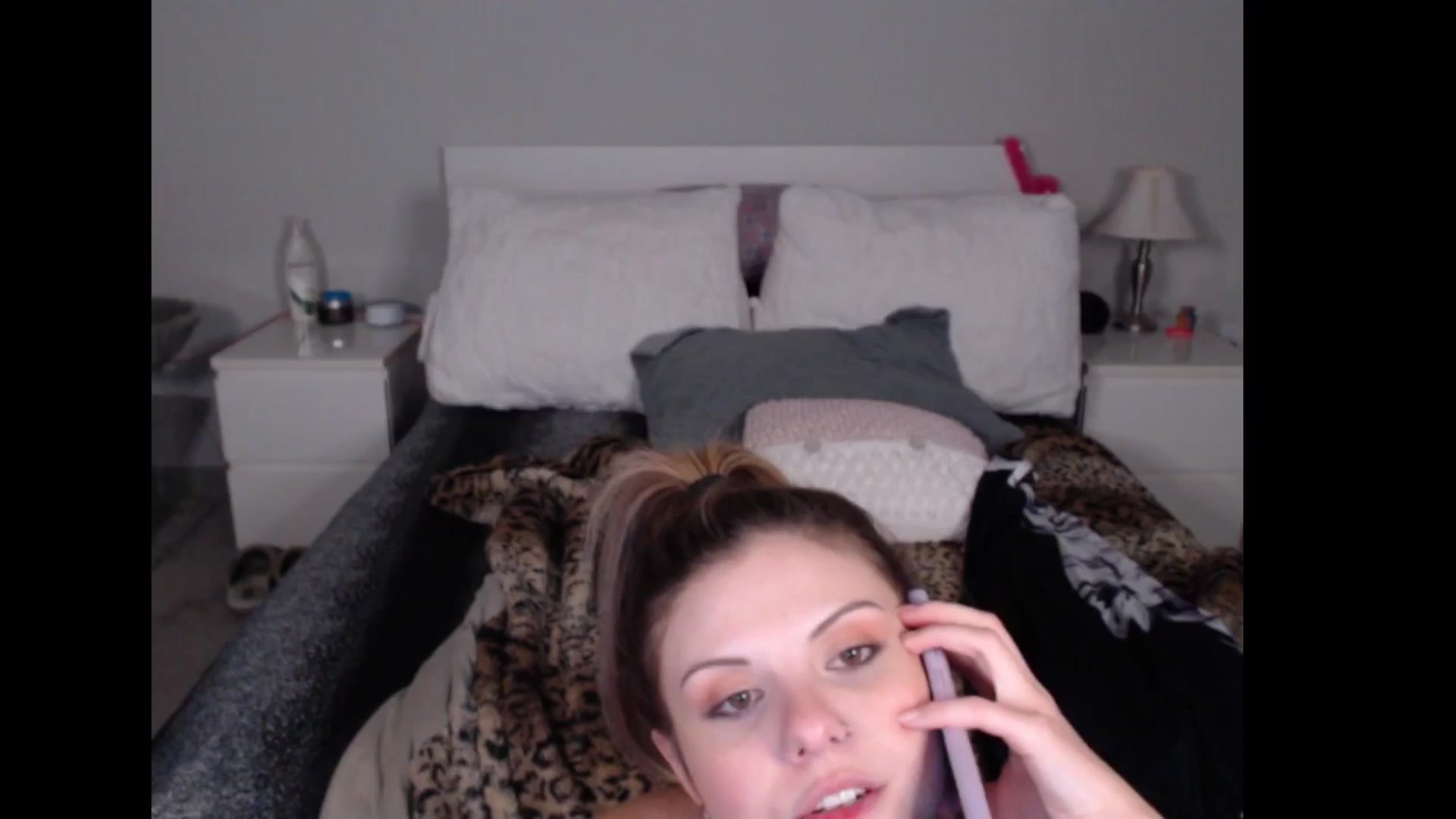 Gallery image thumbnail from Maddz_Jo's myfreecams stream on, 11/29/2024, 14:37 image 10 of 20