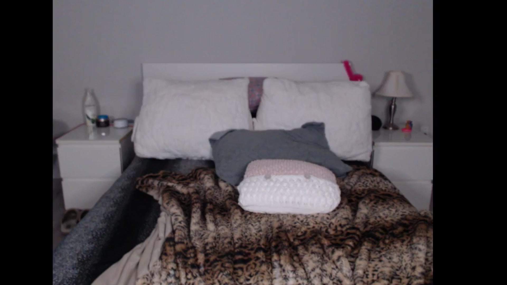 Gallery image thumbnail from Maddz_Jo's myfreecams stream on, 11/29/2024, 14:37 image 7 of 20