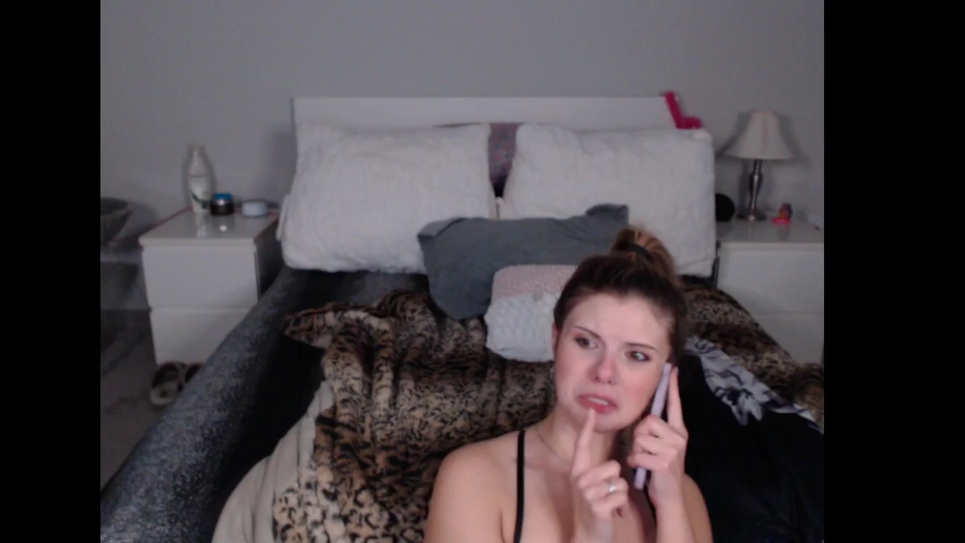 Gallery image thumbnail from Maddz_Jo's myfreecams stream on, 11/29/2024, 14:37 image 11 of 20