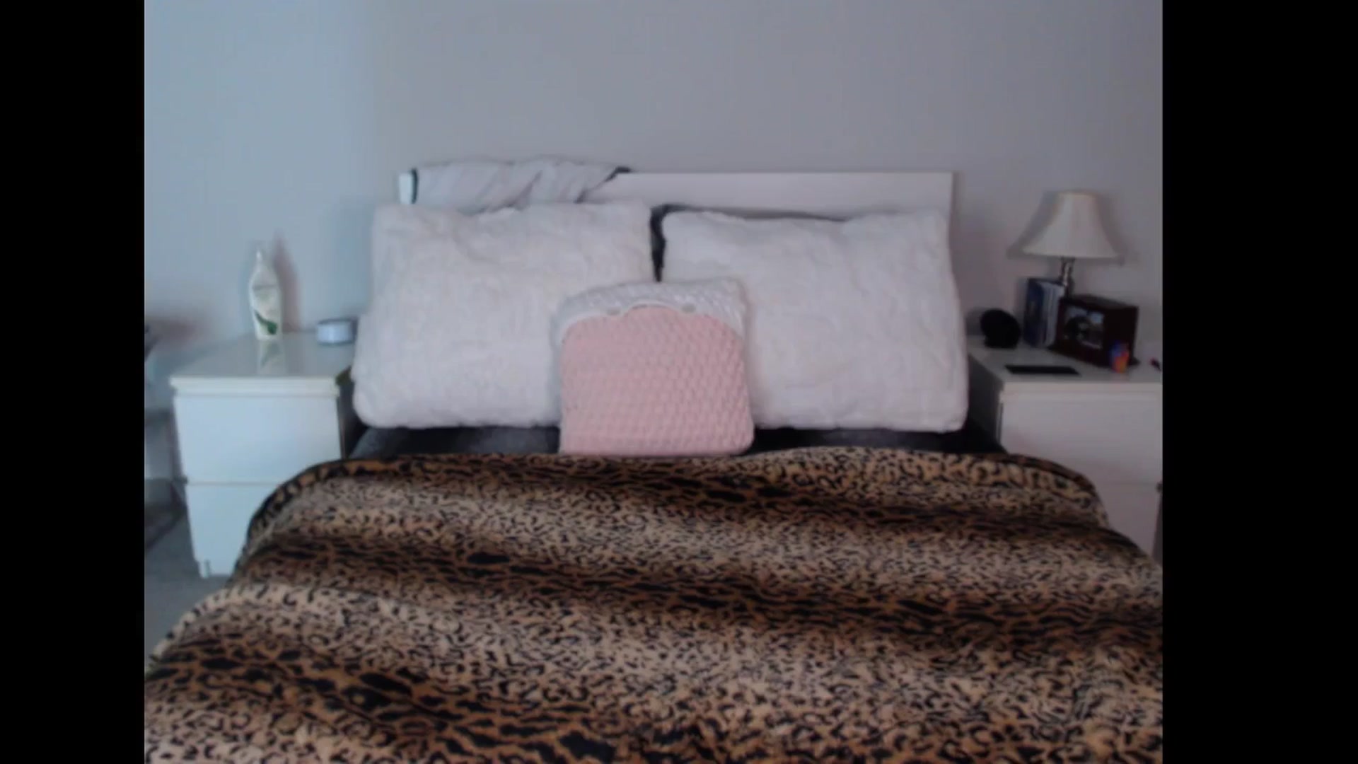 Gallery image thumbnail from Maddz_Jo's myfreecams stream on, 02/23/2025, 07:02 image 3 of 20