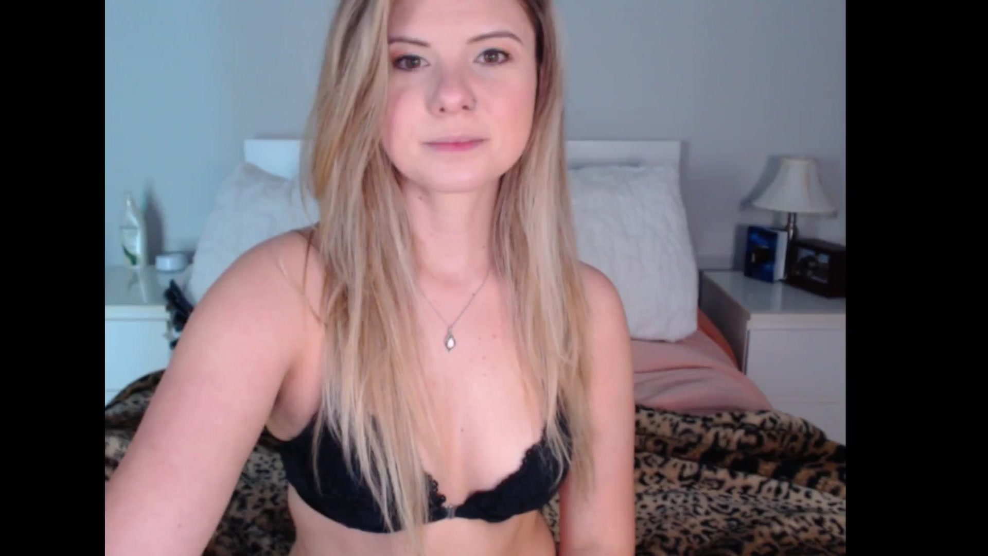 Gallery image thumbnail from Maddz_Jo's myfreecams stream on, 03/30/2025, 06:07 image 12 of 20