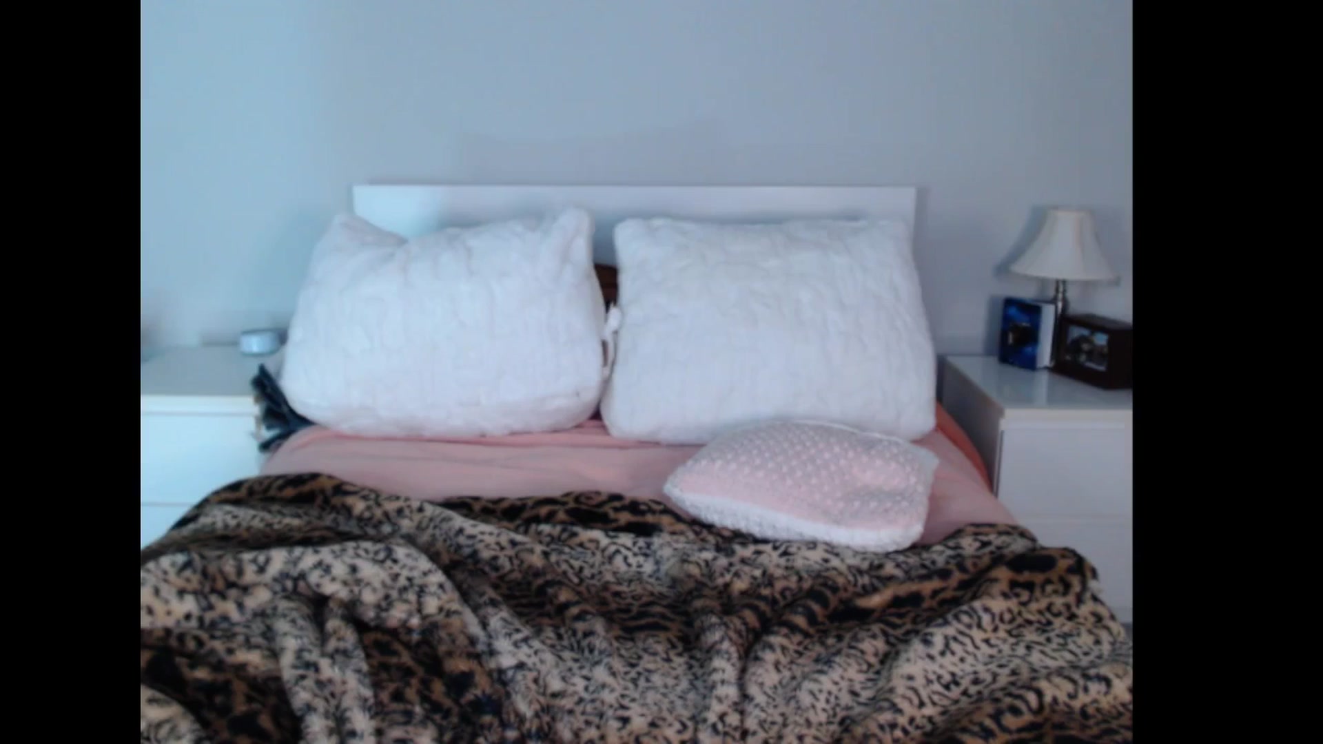 Gallery image thumbnail from Maddz_Jo's myfreecams stream on, 03/30/2025, 07:53 image 18 of 20