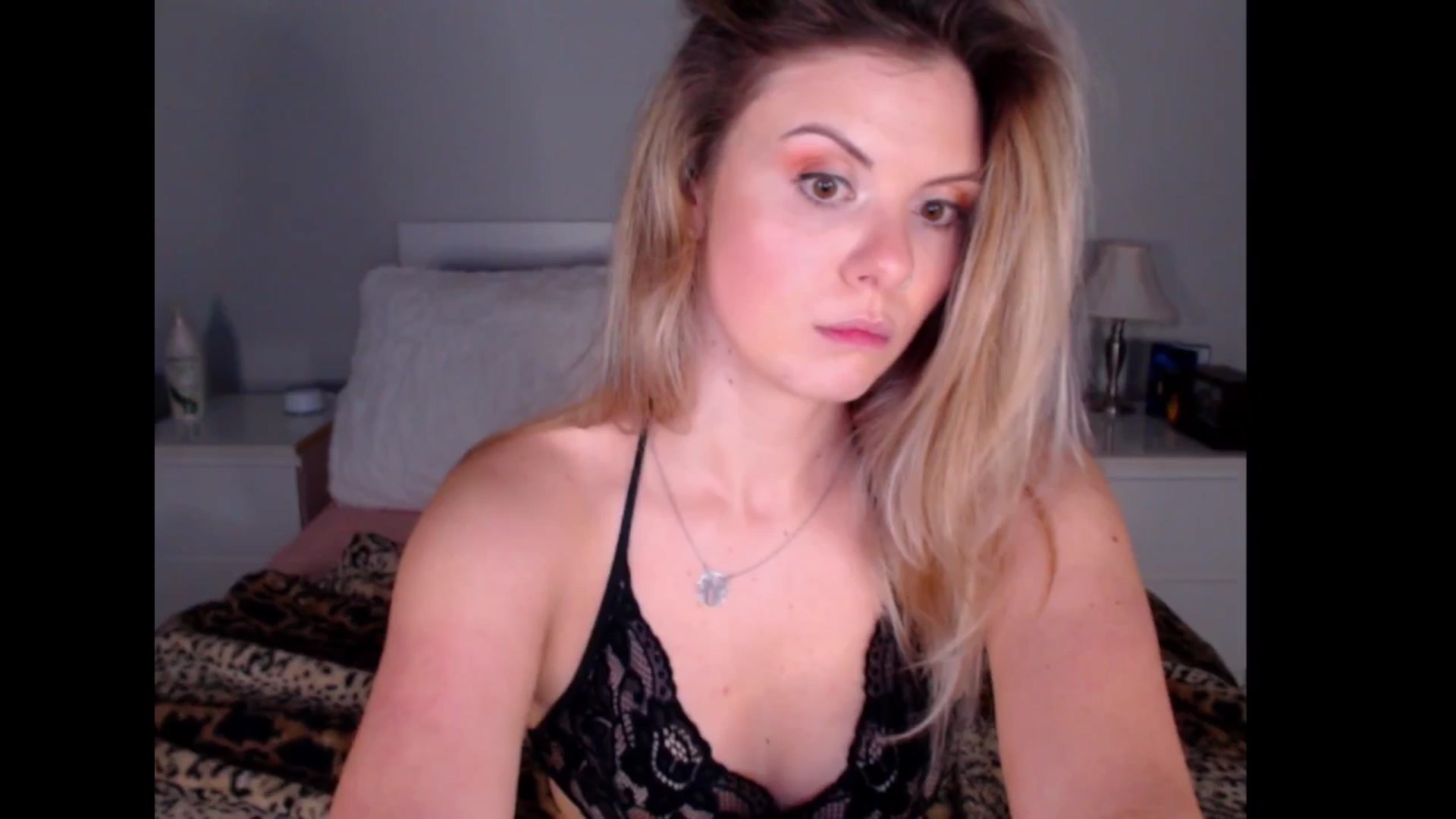 Gallery image thumbnail from Maddz_Jo's myfreecams stream on, 04/25/2025, 07:08 image 20 of 20