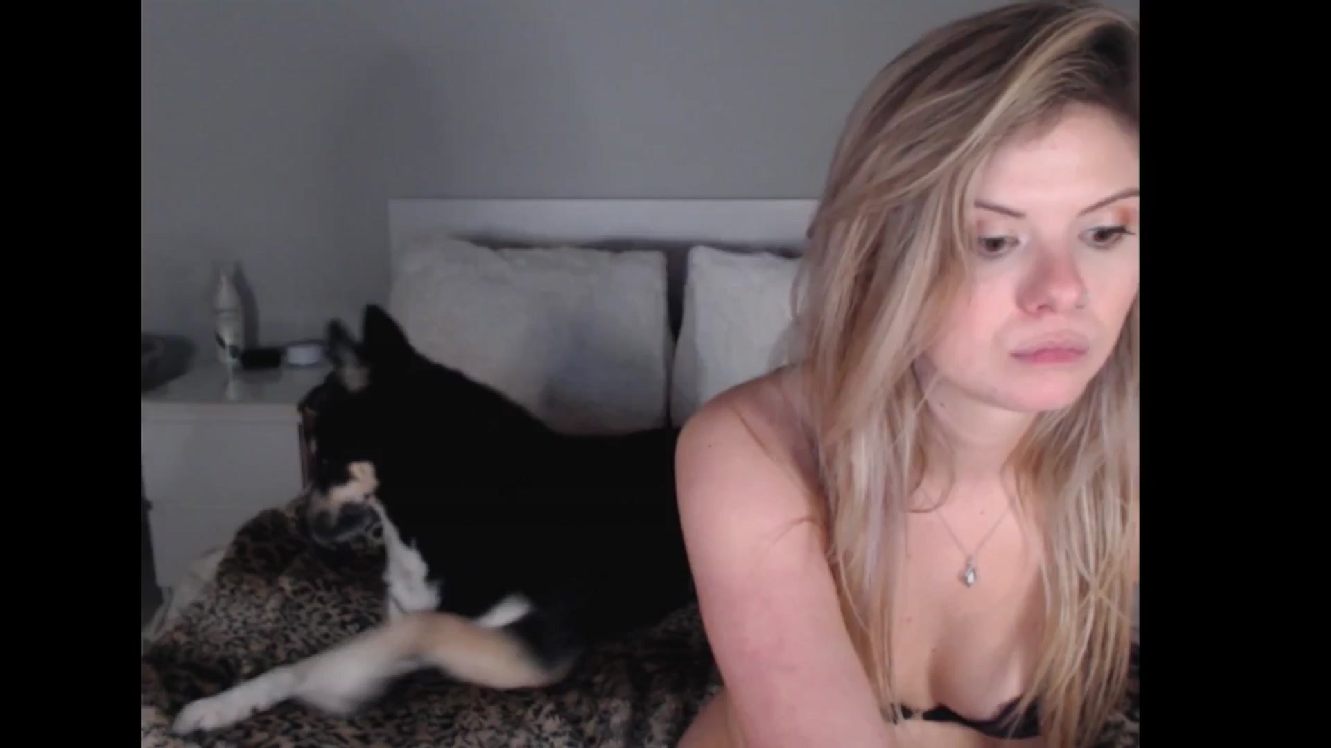 Gallery image thumbnail from Maddz_Jo's myfreecams stream on, 04/27/2025, 07:49 image 6 of 20