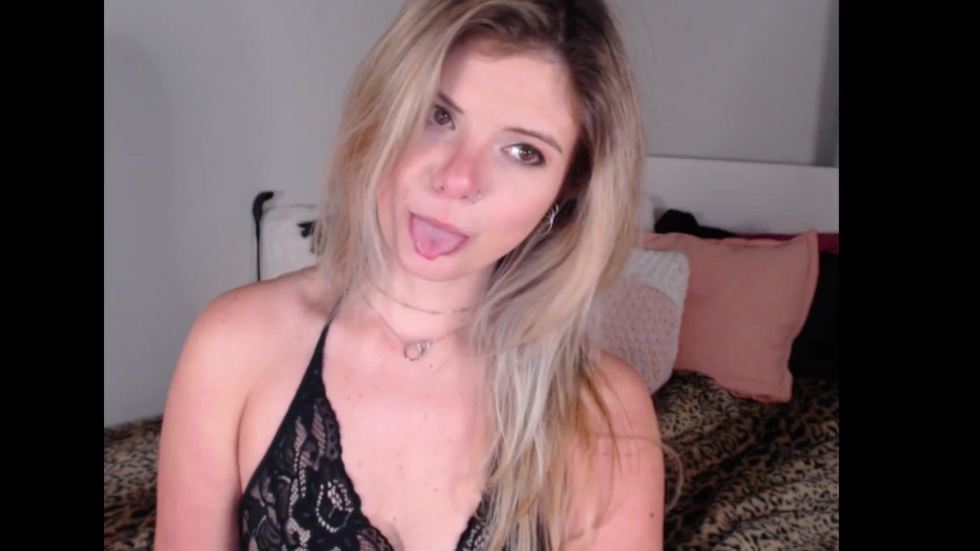 Gallery image thumbnail from Maddz_Jo's myfreecams stream on, 06/25/2025, 07:52 image 2 of 20