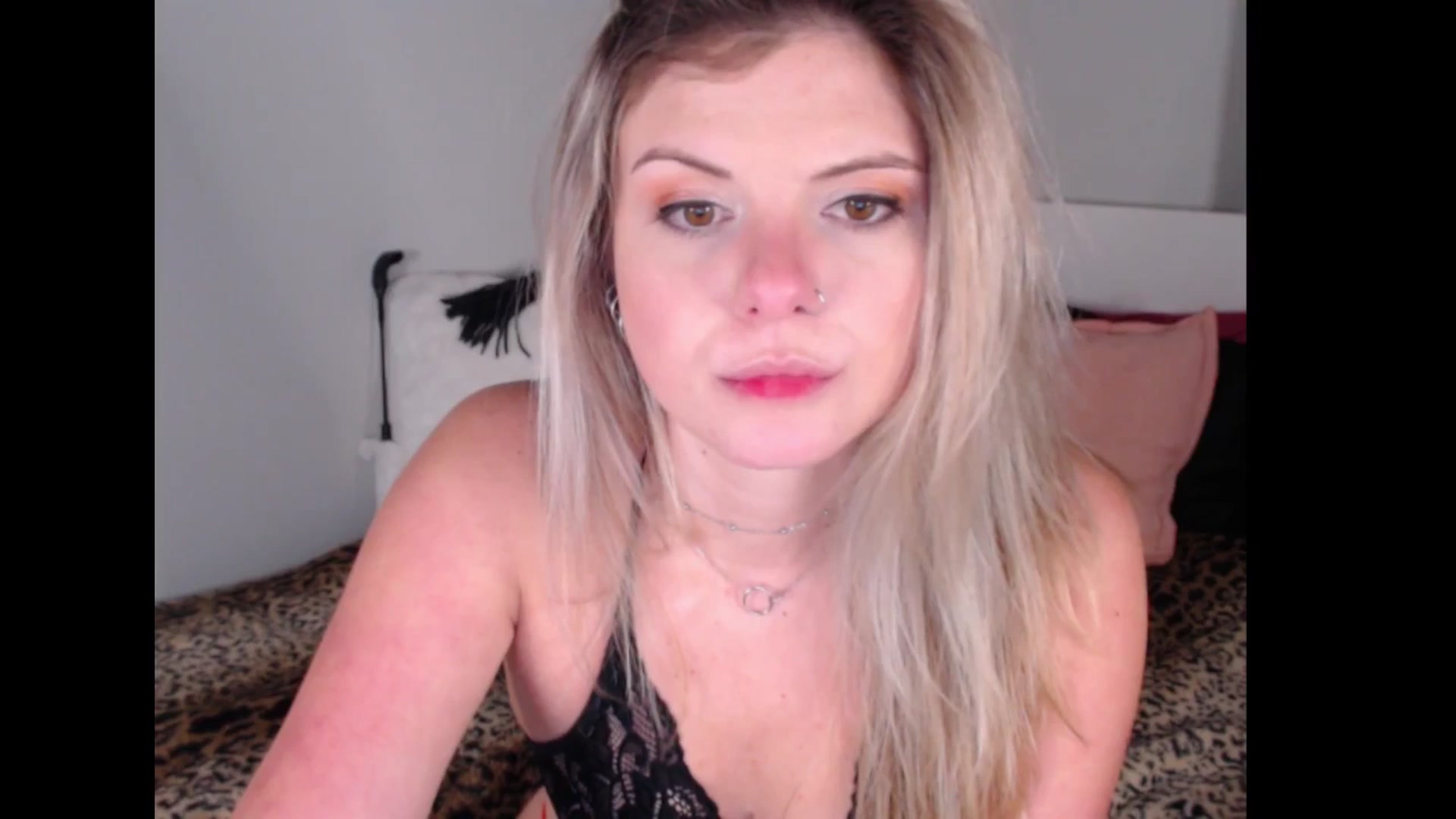 Gallery image thumbnail from Maddz_Jo's myfreecams stream on, 06/25/2025, 07:52 image 8 of 20